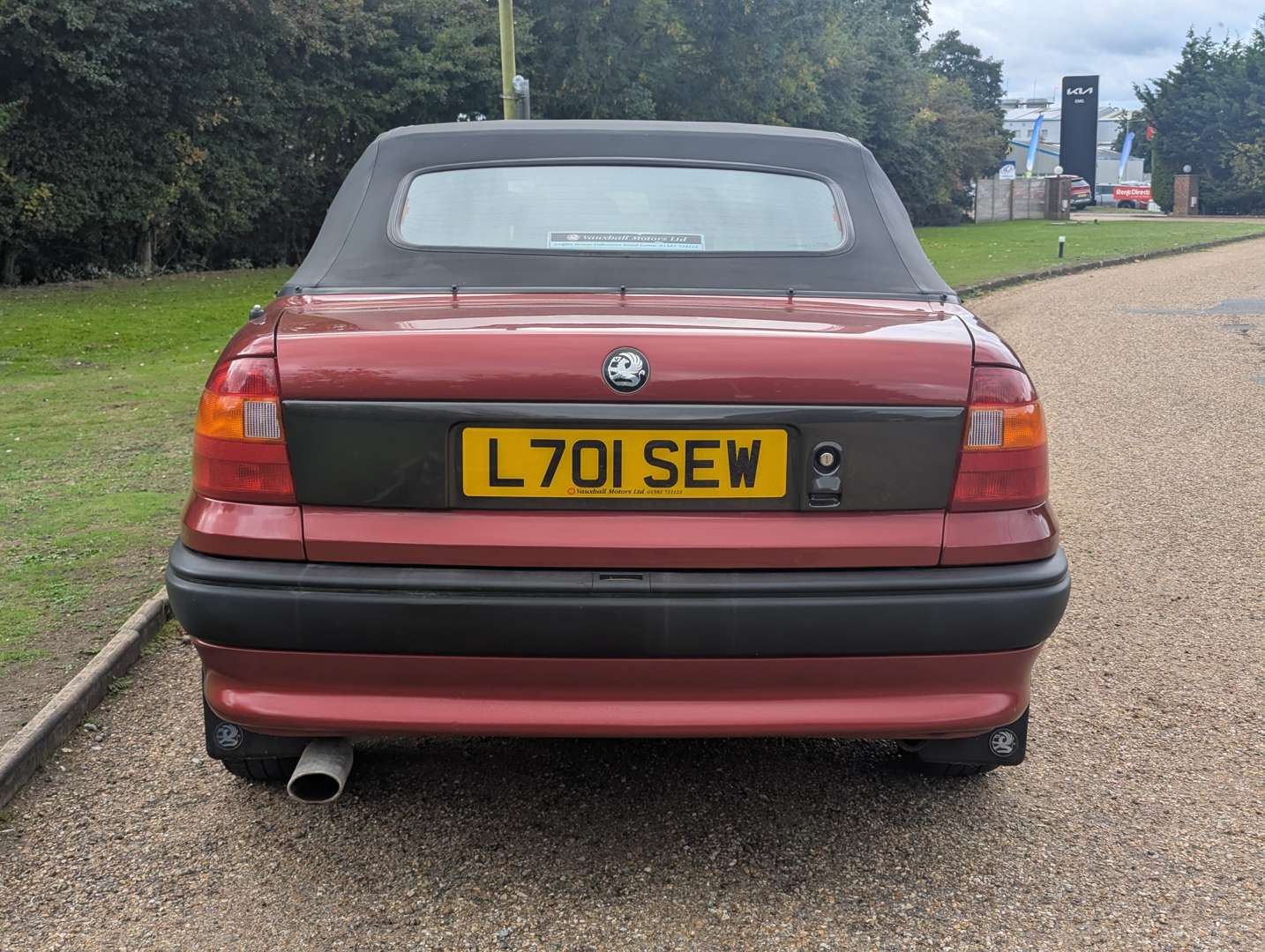 <p>1994 VAUXHALL ASTRA 2.0I BERTONE CONVERTIBLE</p>