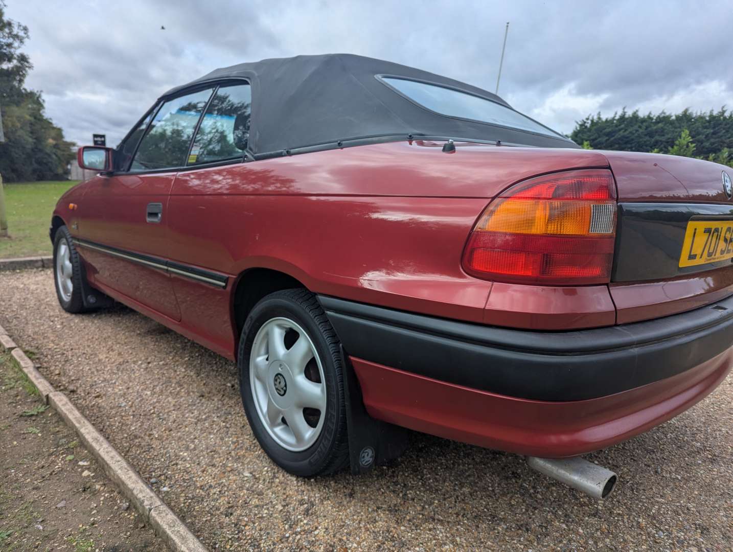 <p>1994 VAUXHALL ASTRA 2.0I BERTONE CONVERTIBLE</p>