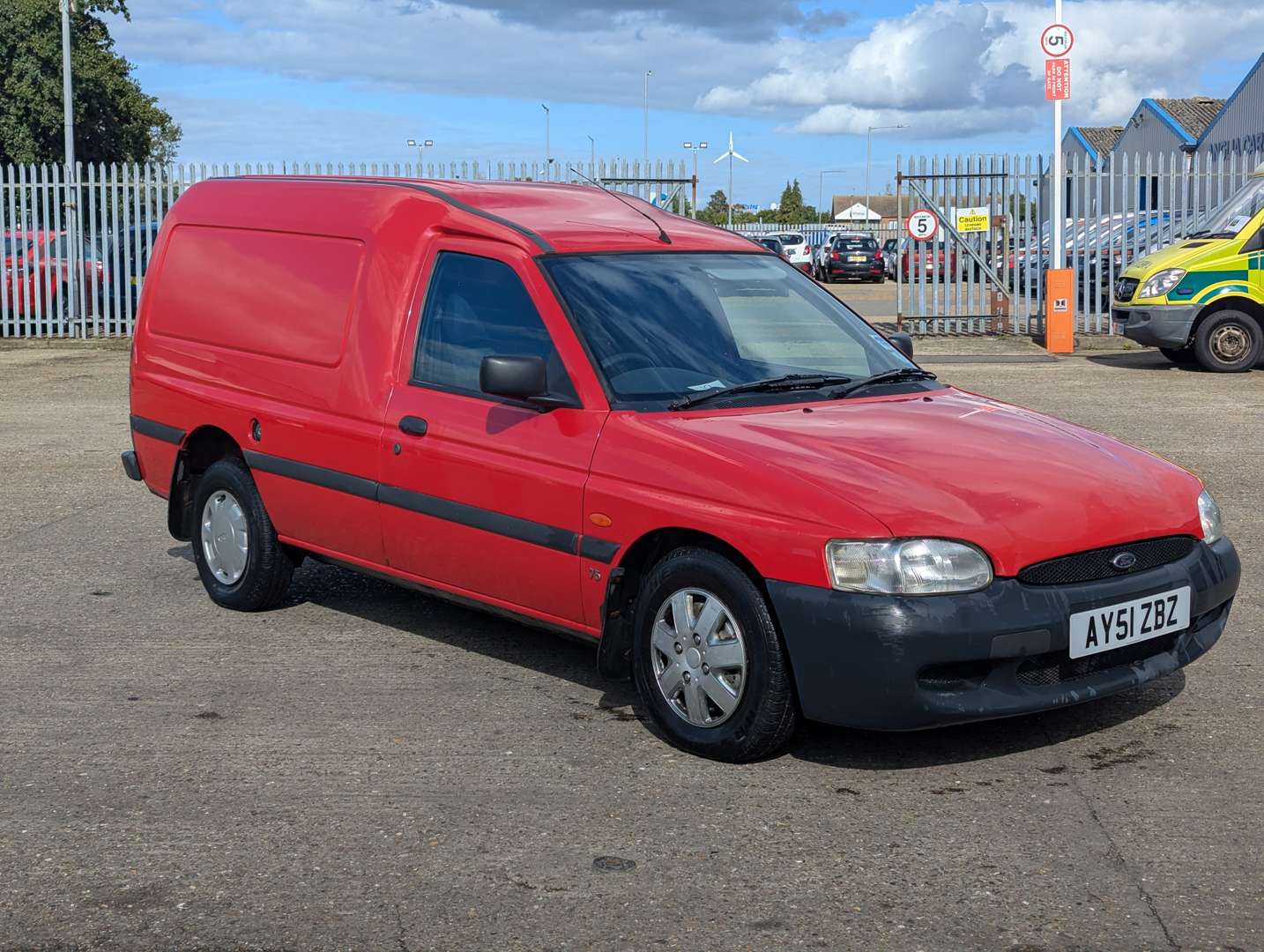 <p>2001 FORD ESCORT VAN 75TD</p>