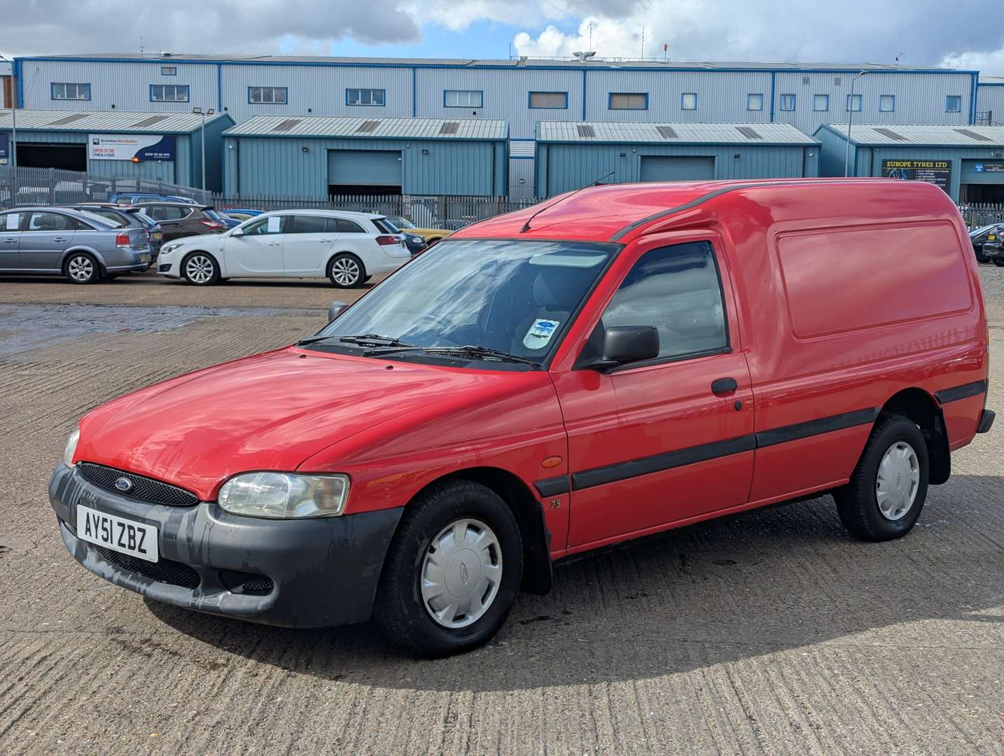 <p>2001 FORD ESCORT VAN 75TD</p>