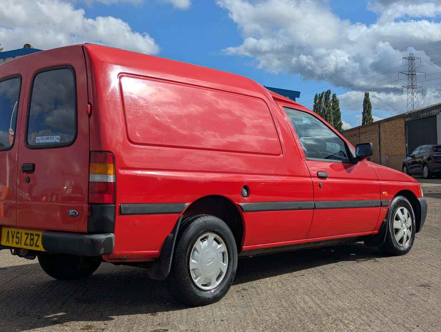 <p>2001 FORD ESCORT VAN 75TD</p>