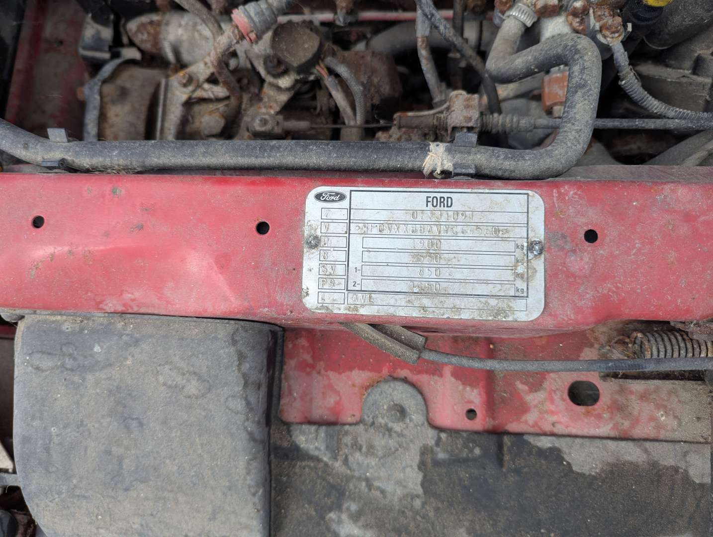 <p>2001 FORD ESCORT VAN 75TD</p>