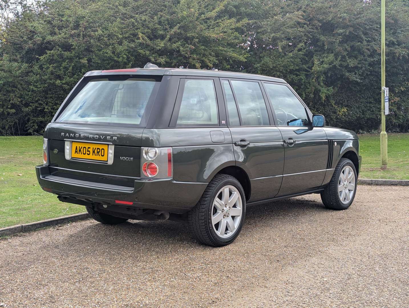 <p>2005 RANGE ROVER VOGUE V8 4.4</p>