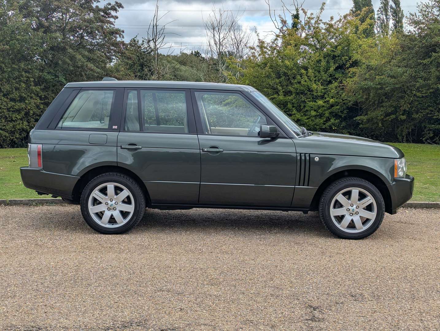 <p>2005 RANGE ROVER VOGUE V8 4.4</p>