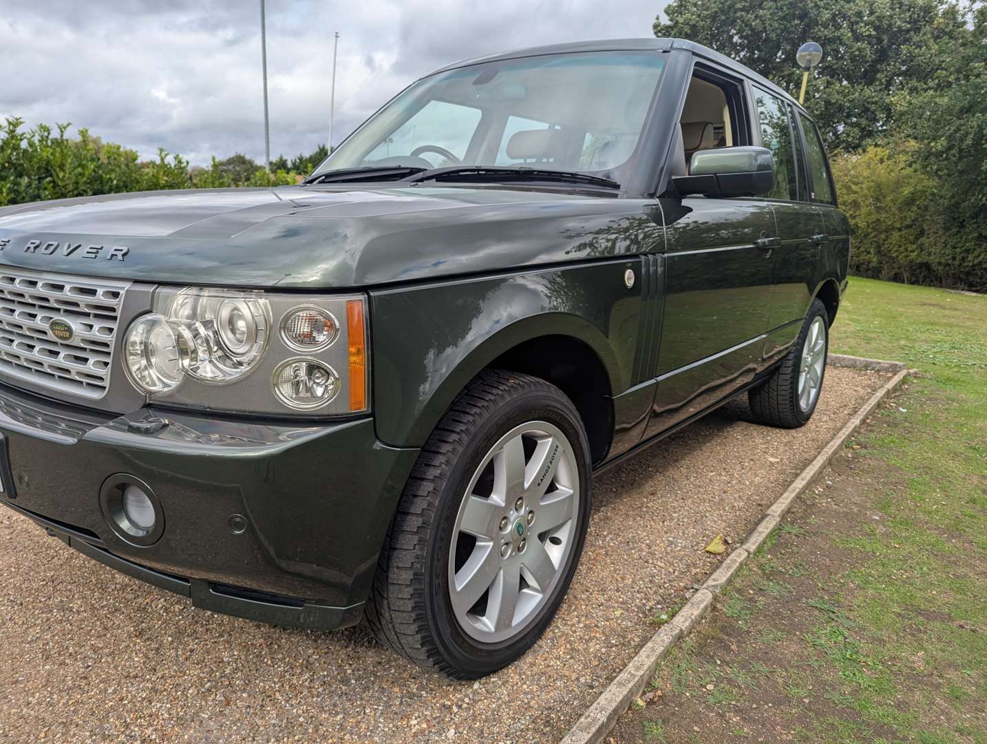 <p>2005 RANGE ROVER VOGUE V8 4.4</p>