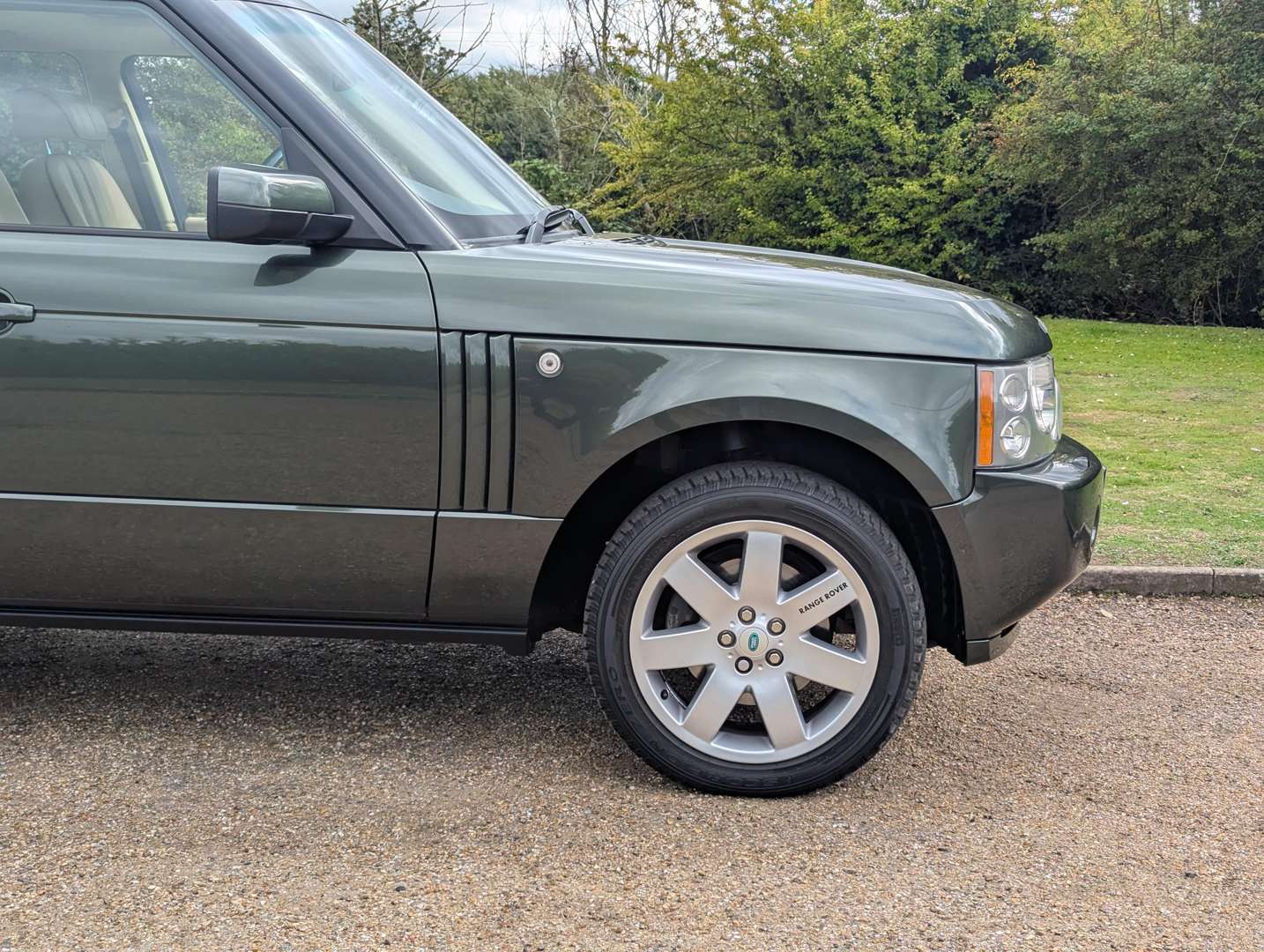 <p>2005 RANGE ROVER VOGUE V8 4.4</p>