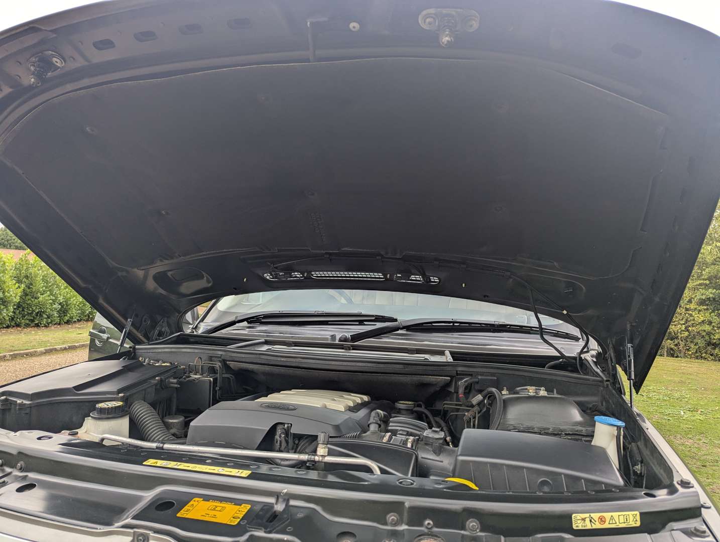 <p>2005 RANGE ROVER VOGUE V8 4.4</p>