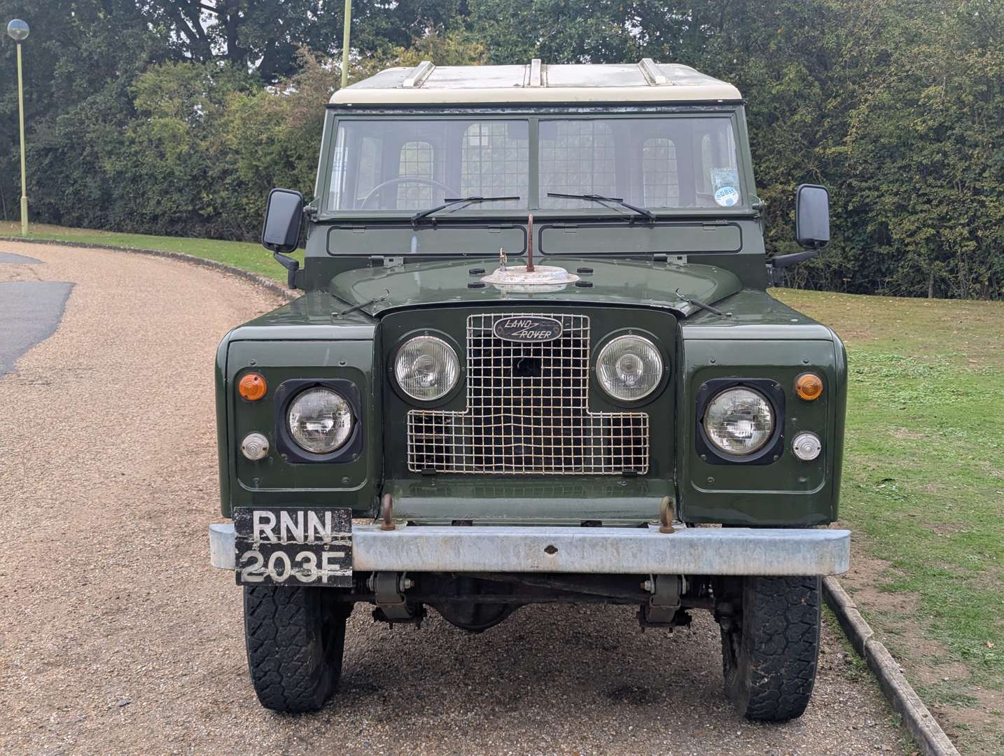<p>1968 LAND ROVER SERIES IIA</p>