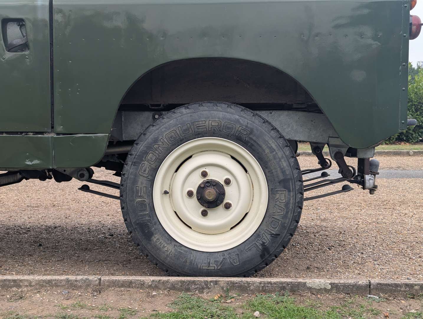 <p>1968 LAND ROVER SERIES IIA</p>