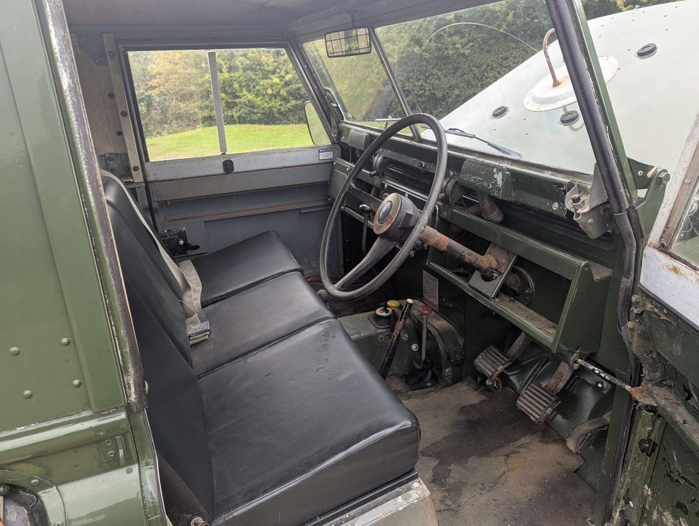 <p>1968 LAND ROVER SERIES IIA</p>