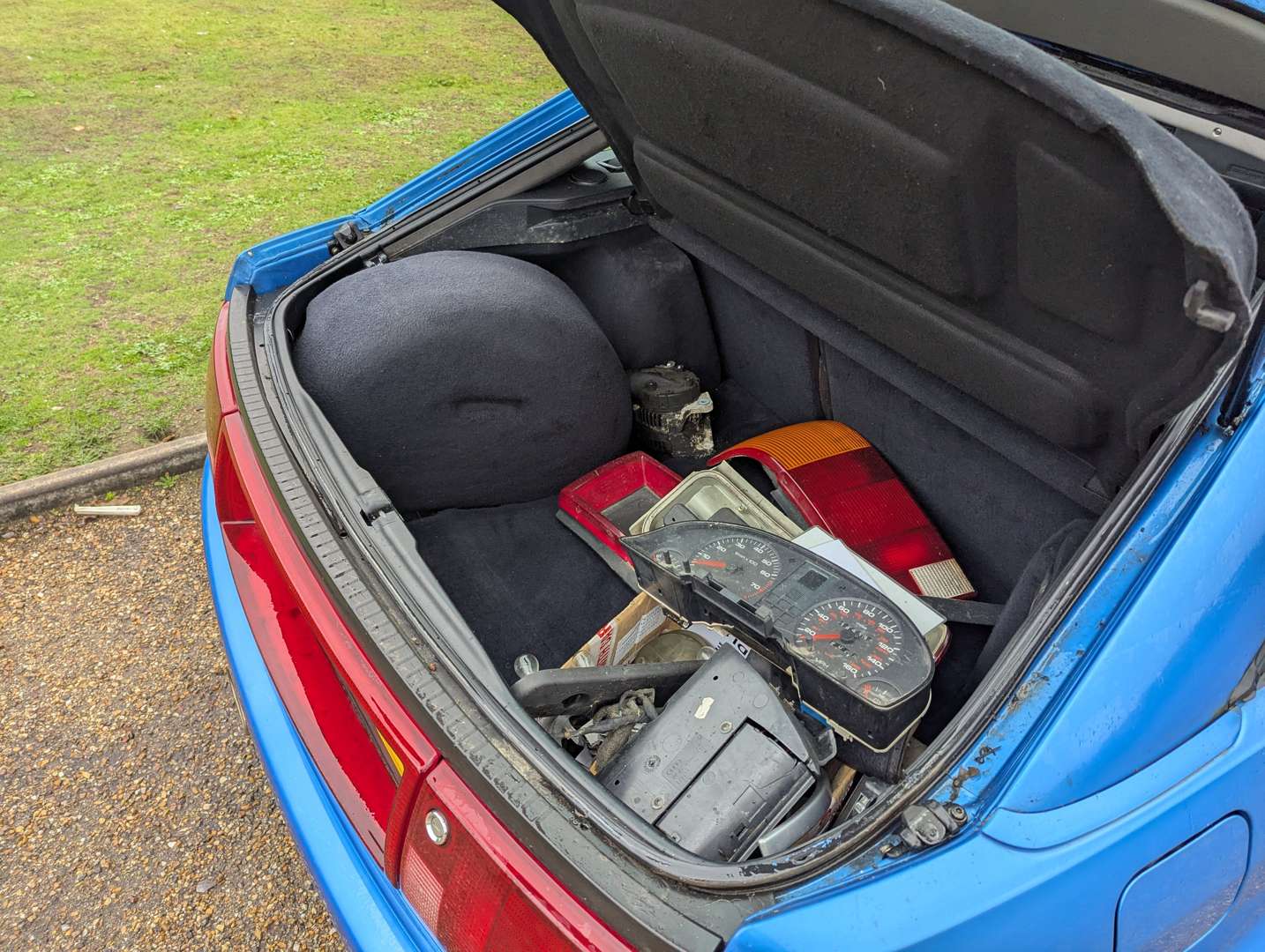 <p>1994 AUDI 80 COUPE 2.6E</p>