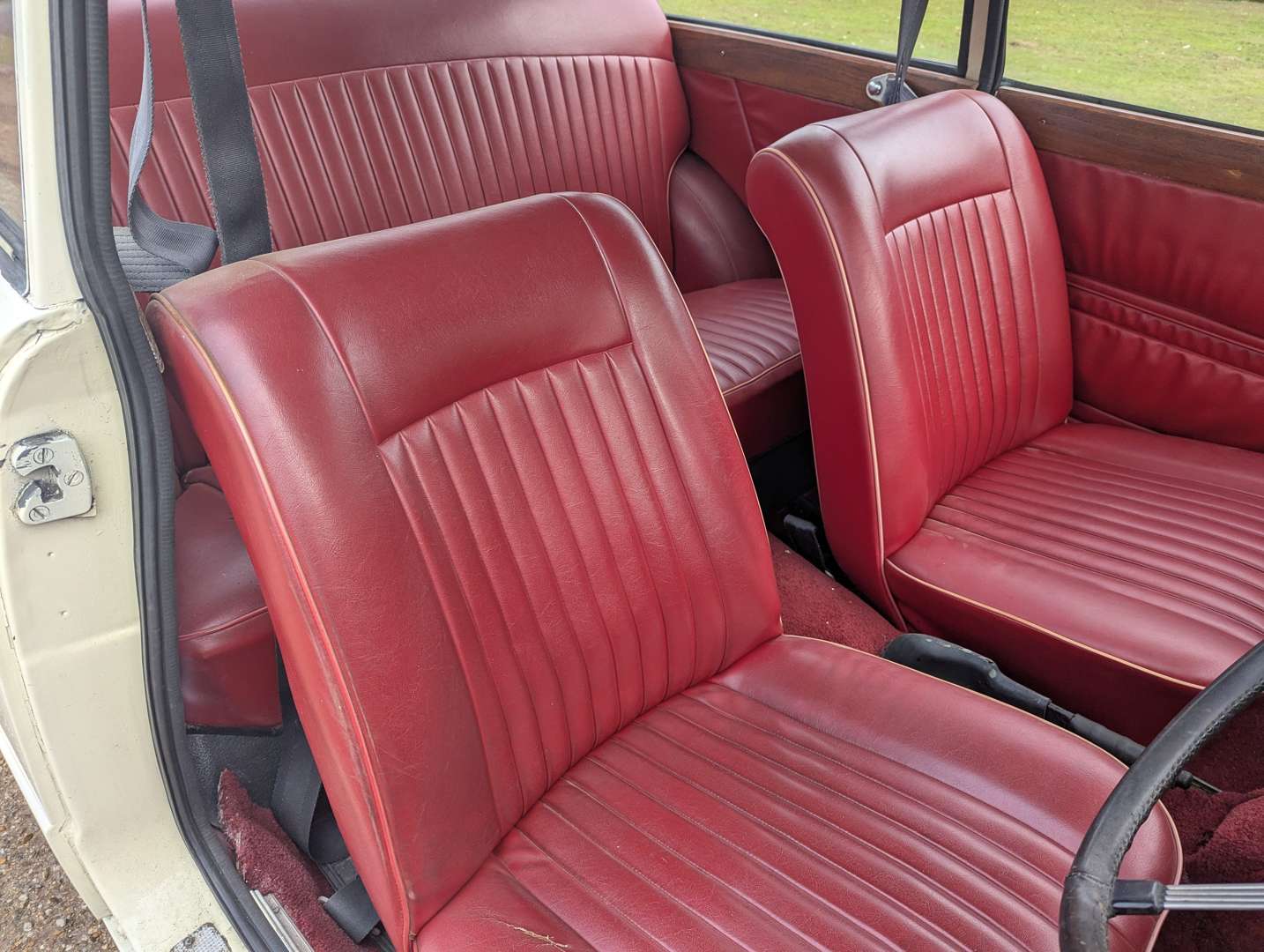 <p>1967 TRIUMPH VITESSE 2.0</p>