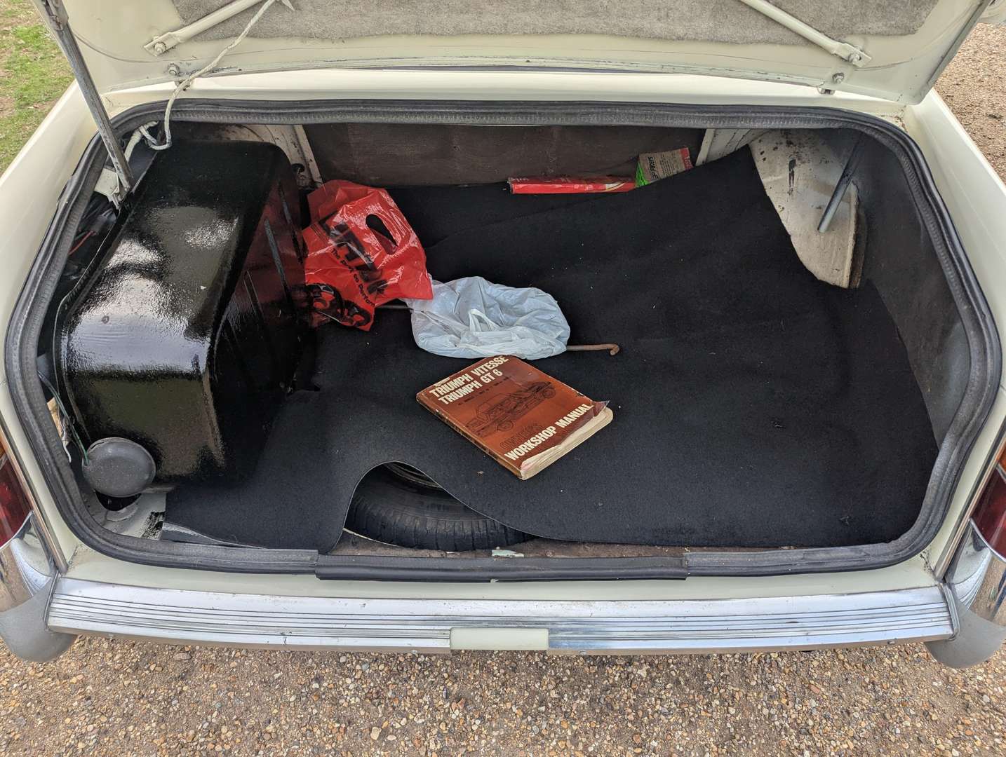 <p>1967 TRIUMPH VITESSE 2.0</p>