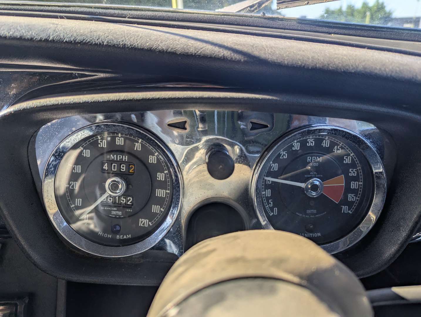 <p>1973 MG B ROADSTER</p>