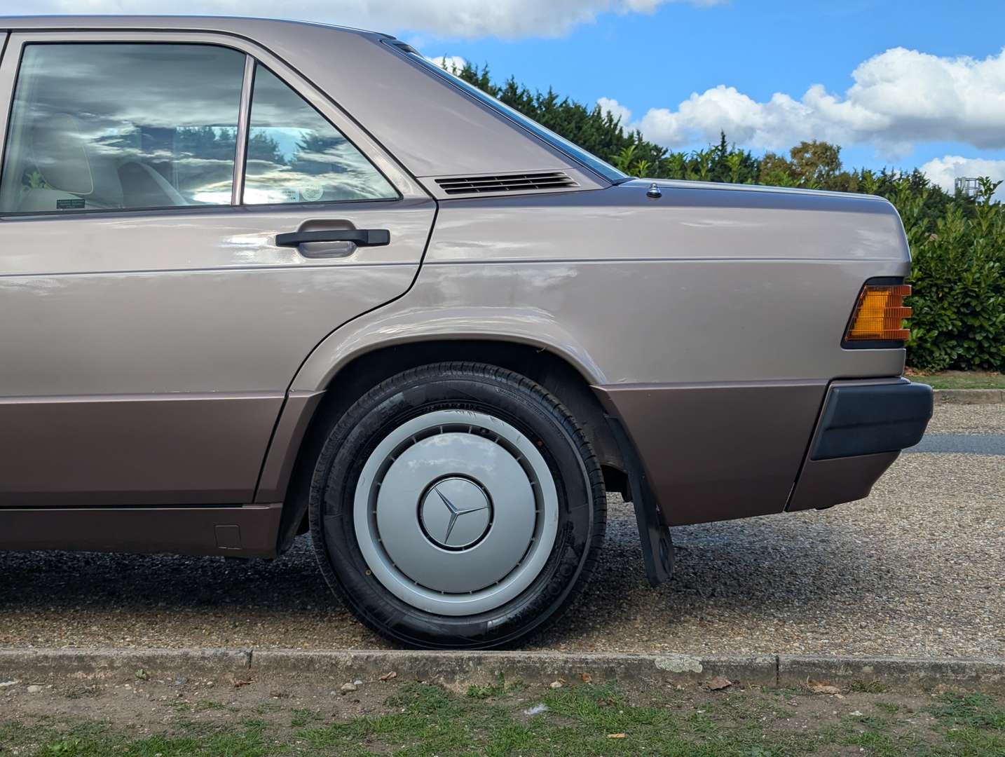 <p>1993 MERCEDES 190E 2.0 AUTO</p>