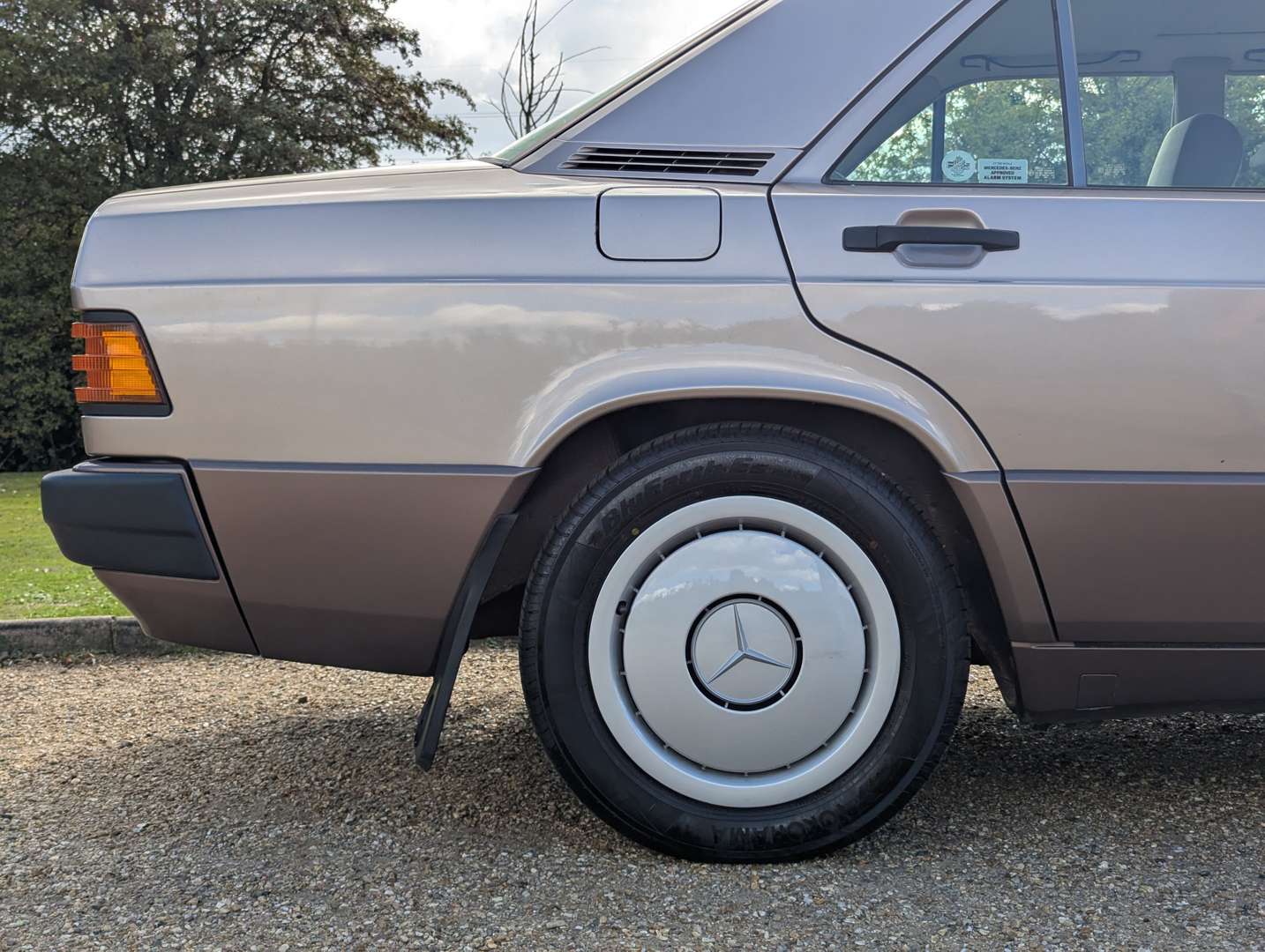 <p>1993 MERCEDES 190E 2.0 AUTO</p>