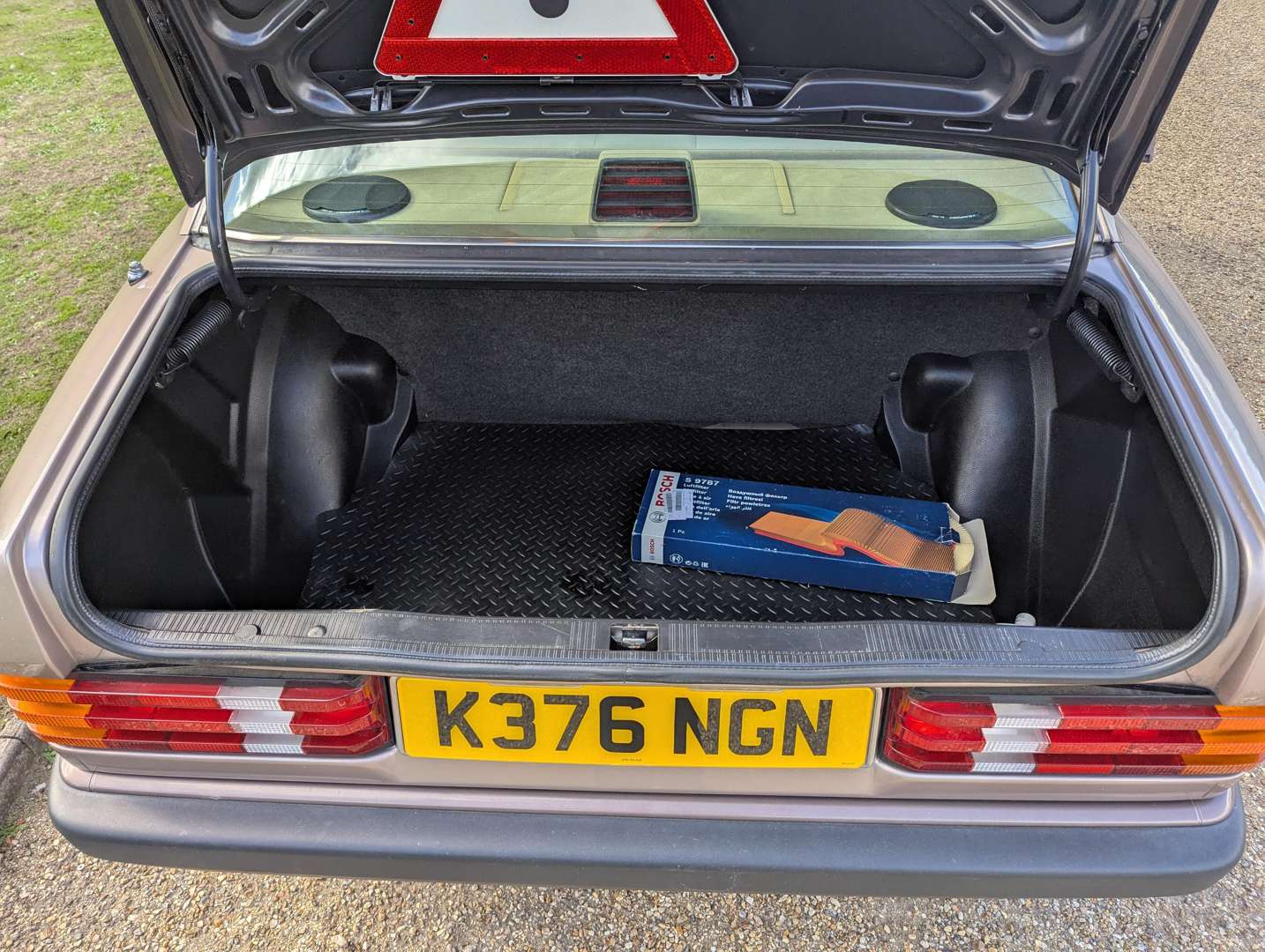 <p>1993 MERCEDES 190E 2.0 AUTO</p>