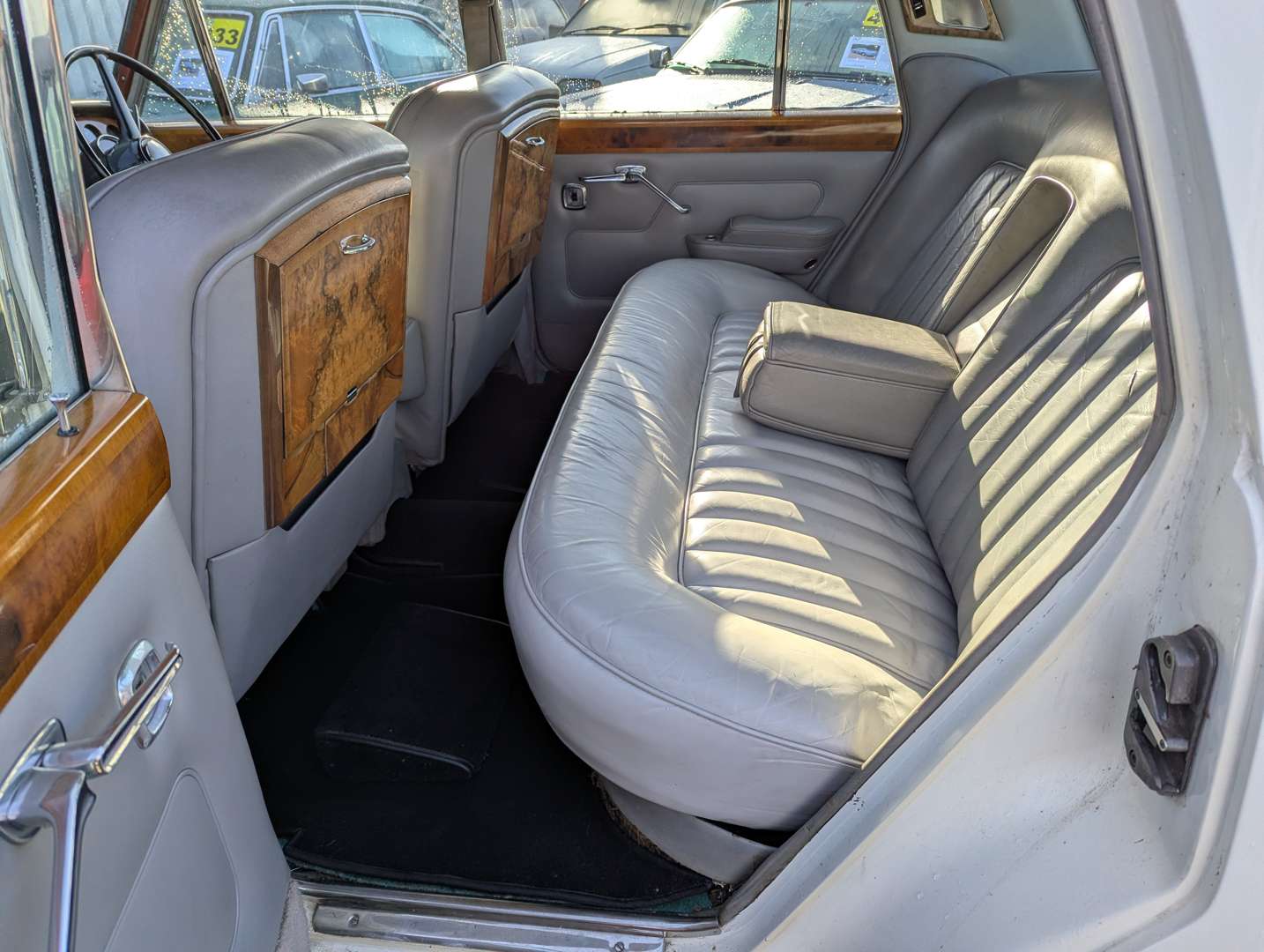 <p>1968 ROLLS ROYCE SILVER SHADOW I</p>