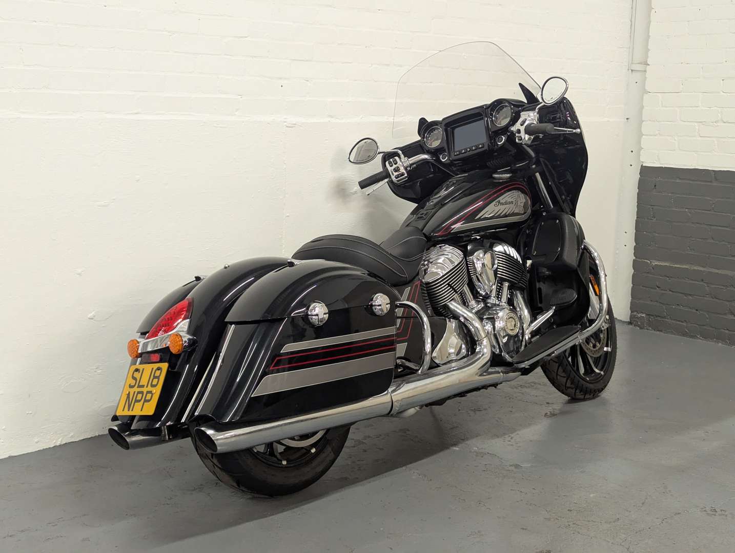 <p>2018 INDIAN CHIEFTAIN LIMITED</p>