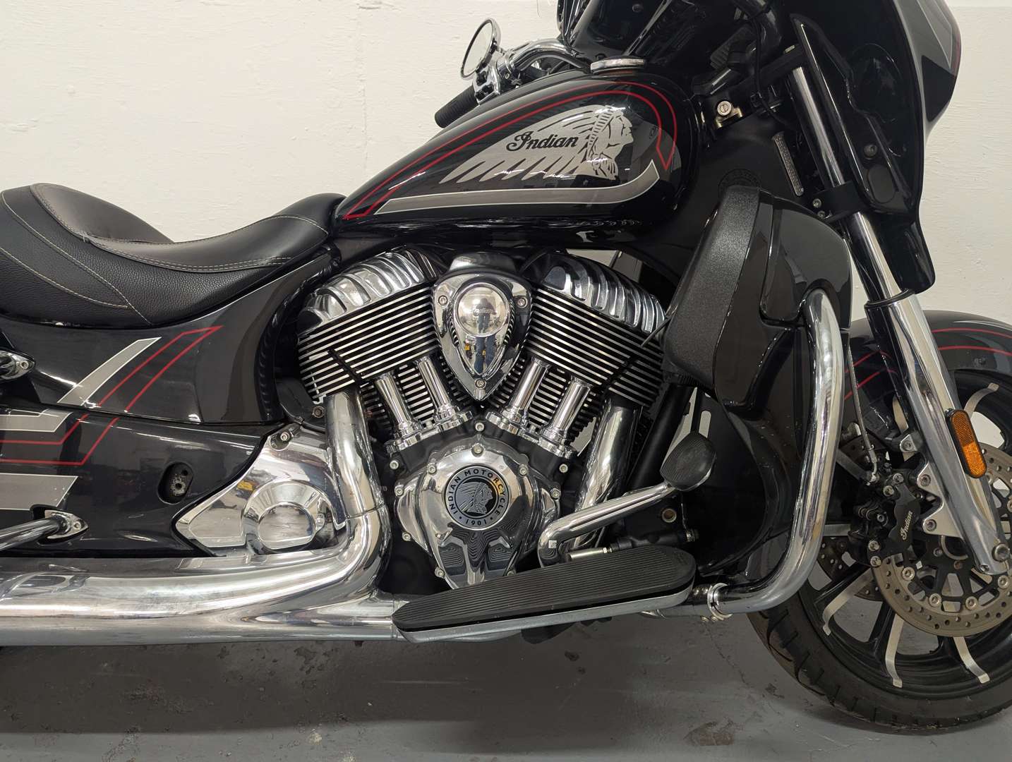 <p>2018 INDIAN CHIEFTAIN LIMITED</p>
