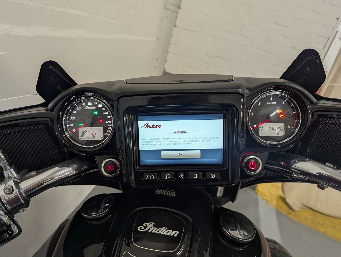 <p>2018 INDIAN CHIEFTAIN LIMITED</p>