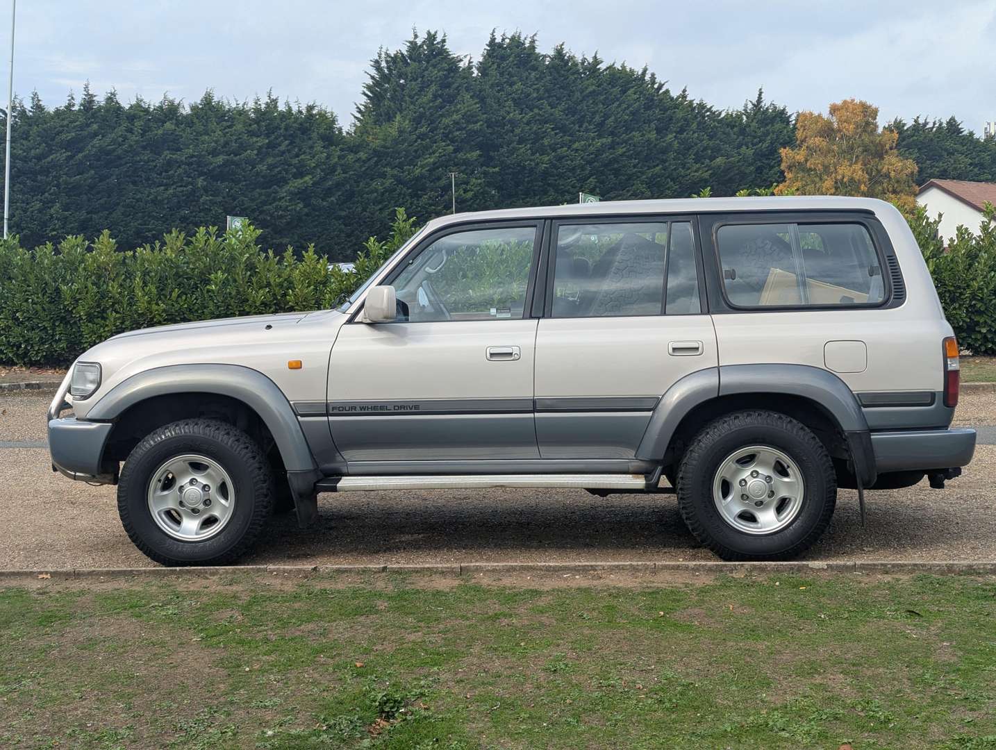 <p>1996 TOYOTA LAND CRUISER VX 4.5 AUTO</p>