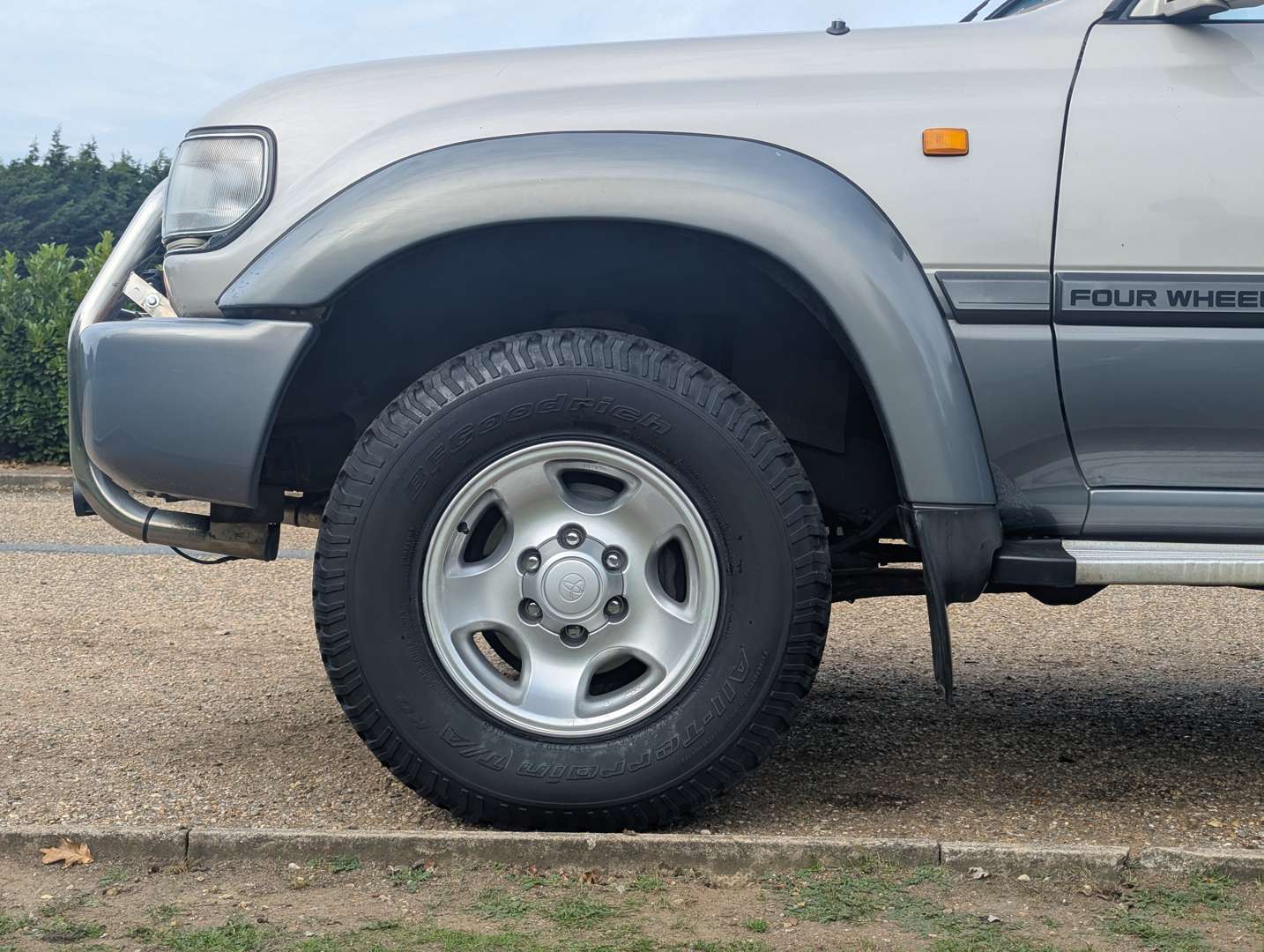 <p>1996 TOYOTA LAND CRUISER VX 4.5 AUTO</p>
