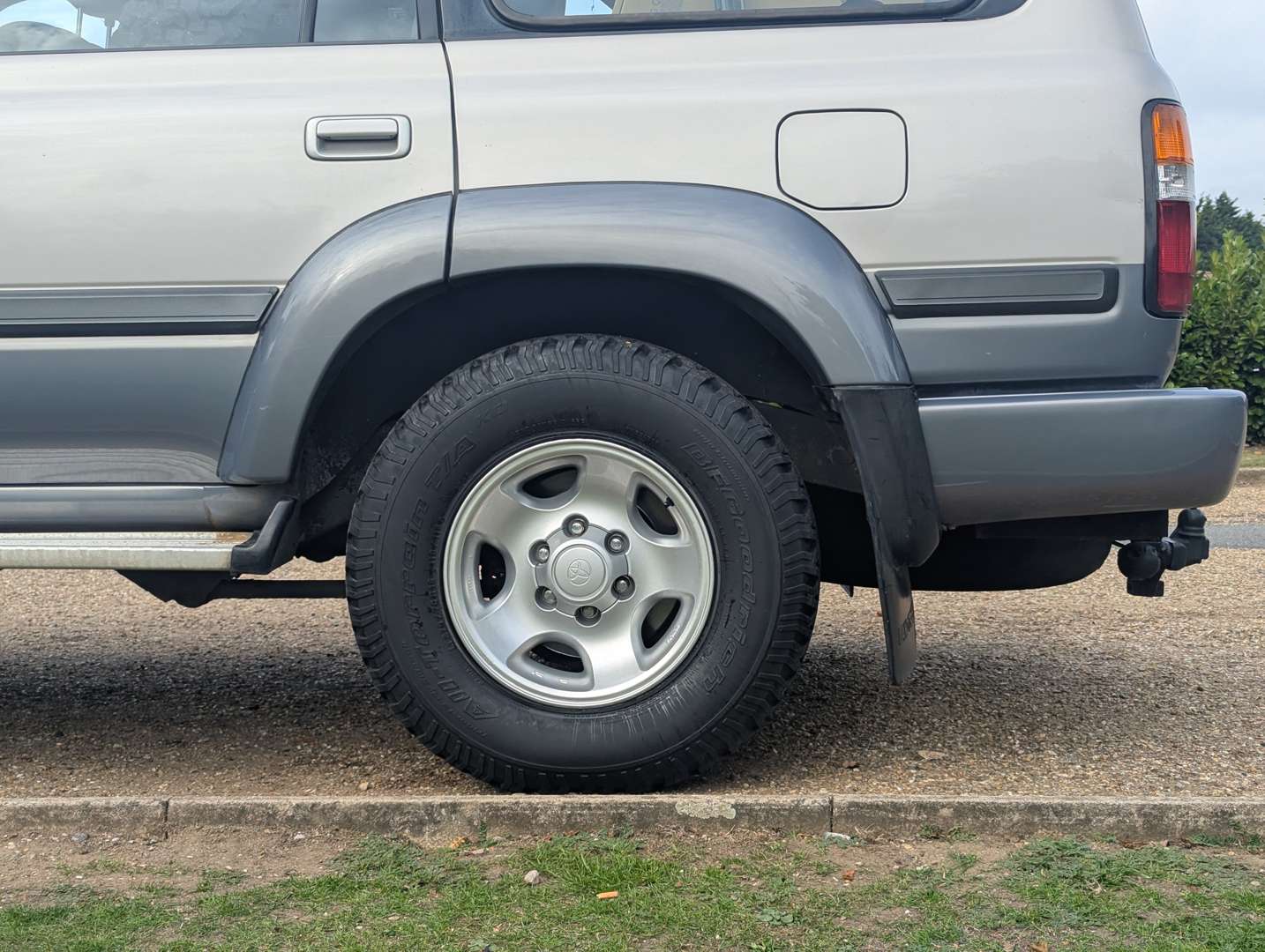 <p>1996 TOYOTA LAND CRUISER VX 4.5 AUTO</p>