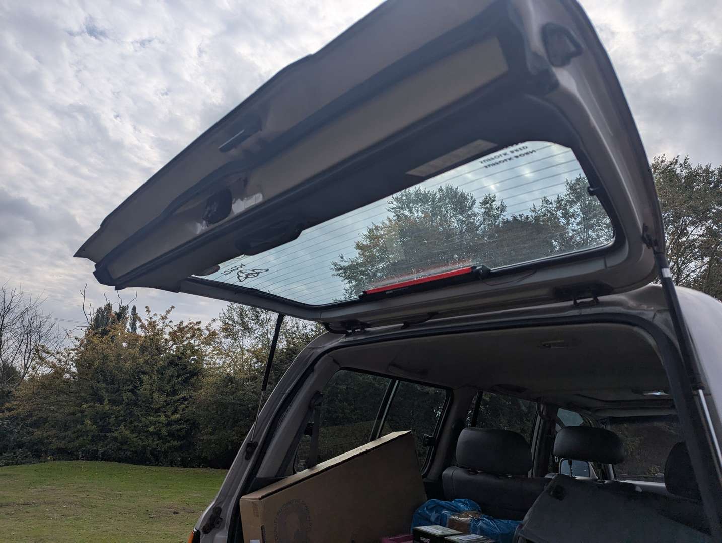 <p>1996 TOYOTA LAND CRUISER VX 4.5 AUTO</p>