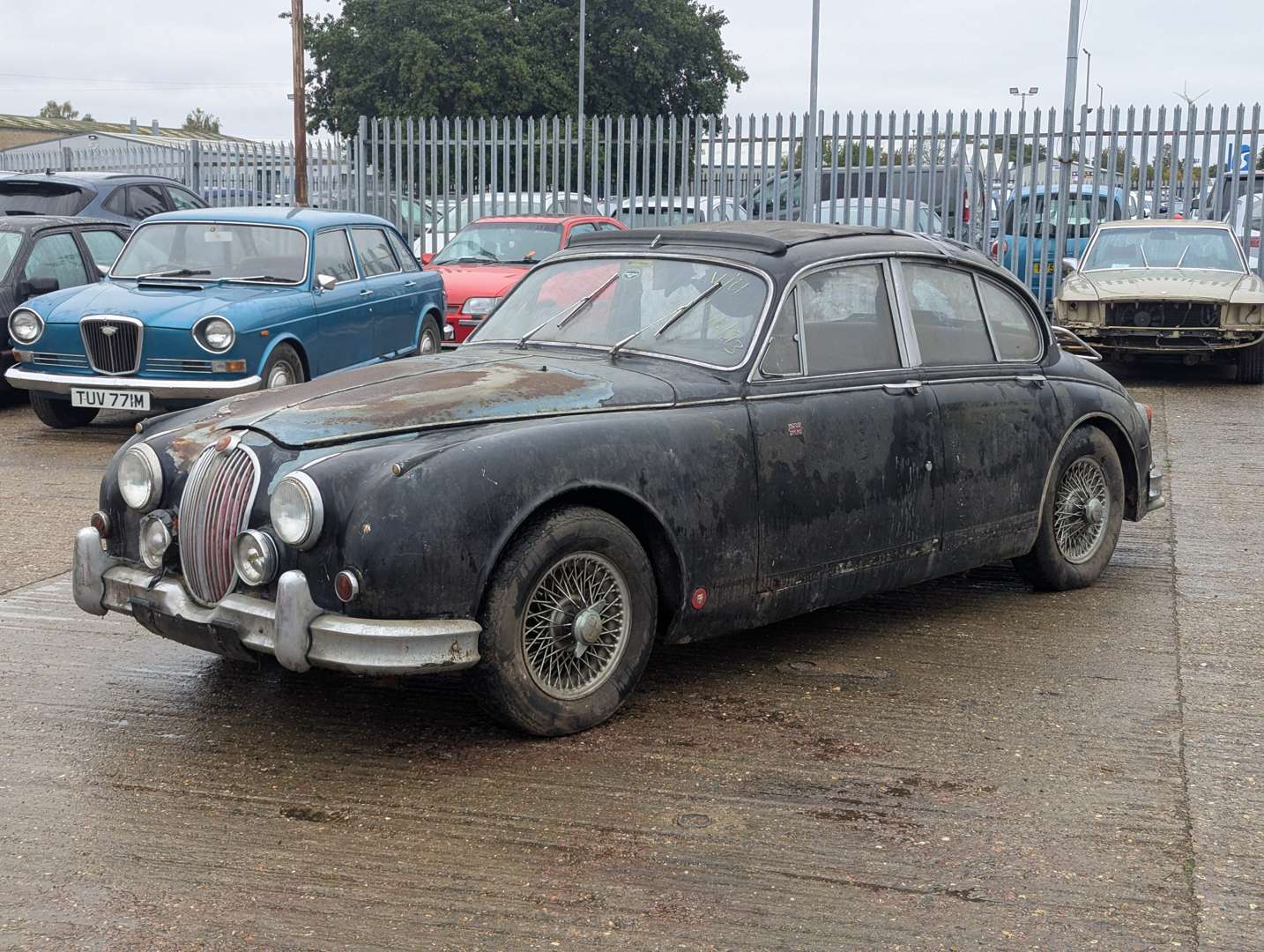 <p>1961 JAGUAR MKII 3.4</p>