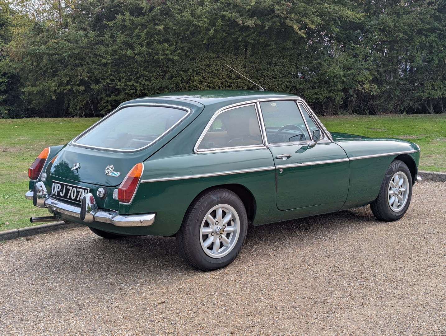 <p>1973 MG B GT</p>