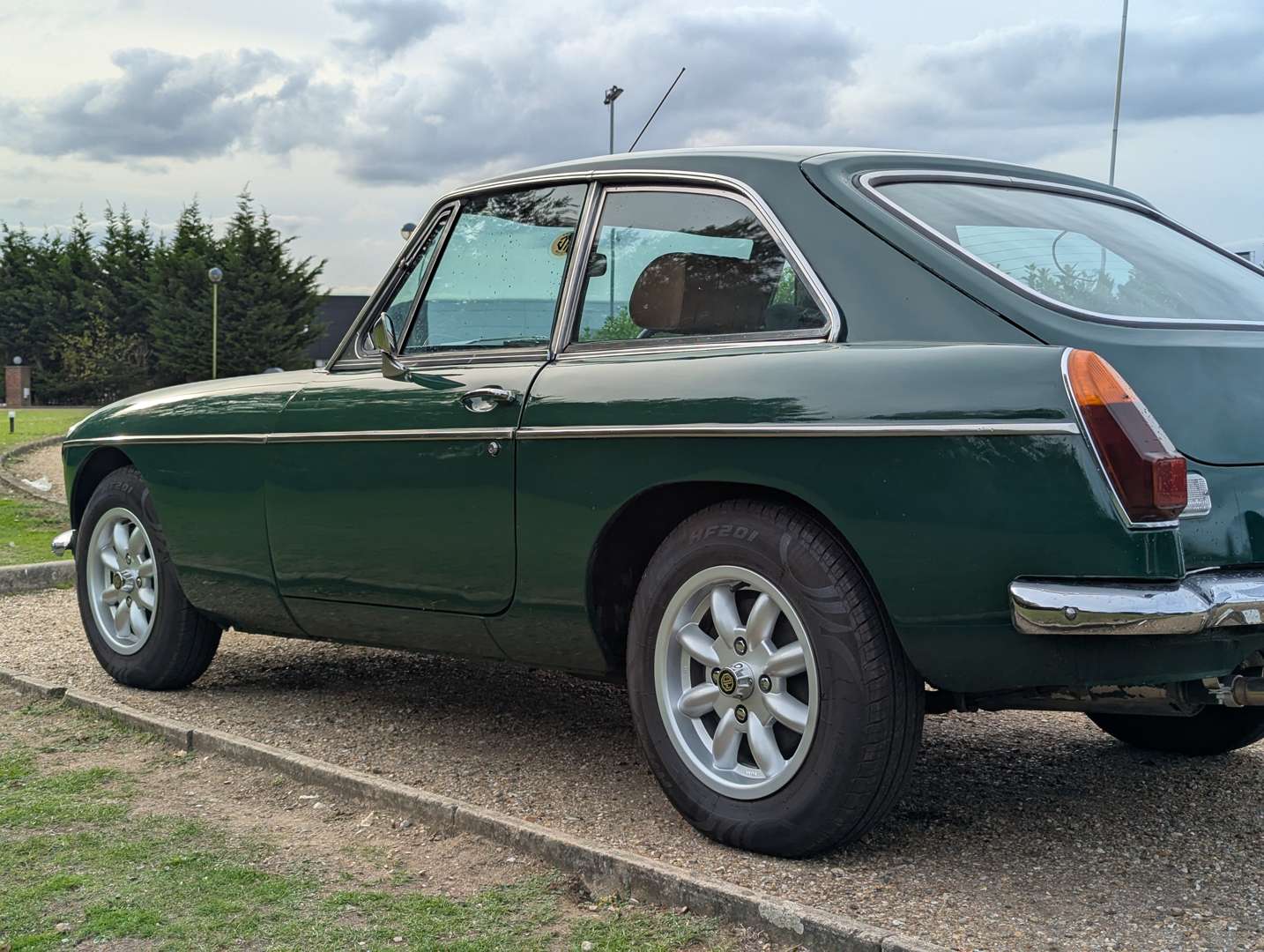 <p>1973 MG B GT</p>