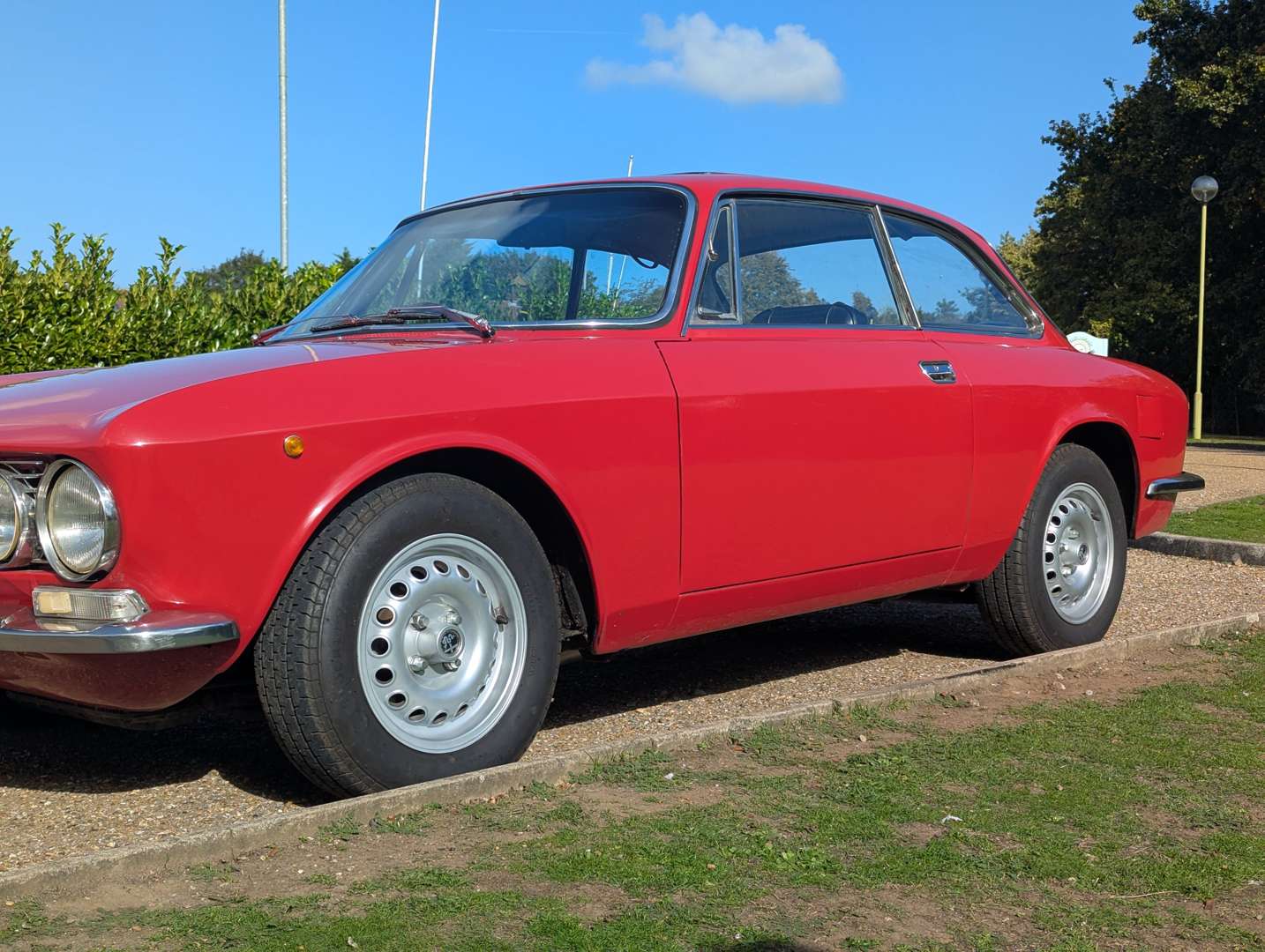 <p>1976 ALFA ROMEO 1600 GT JUNIOR</p>