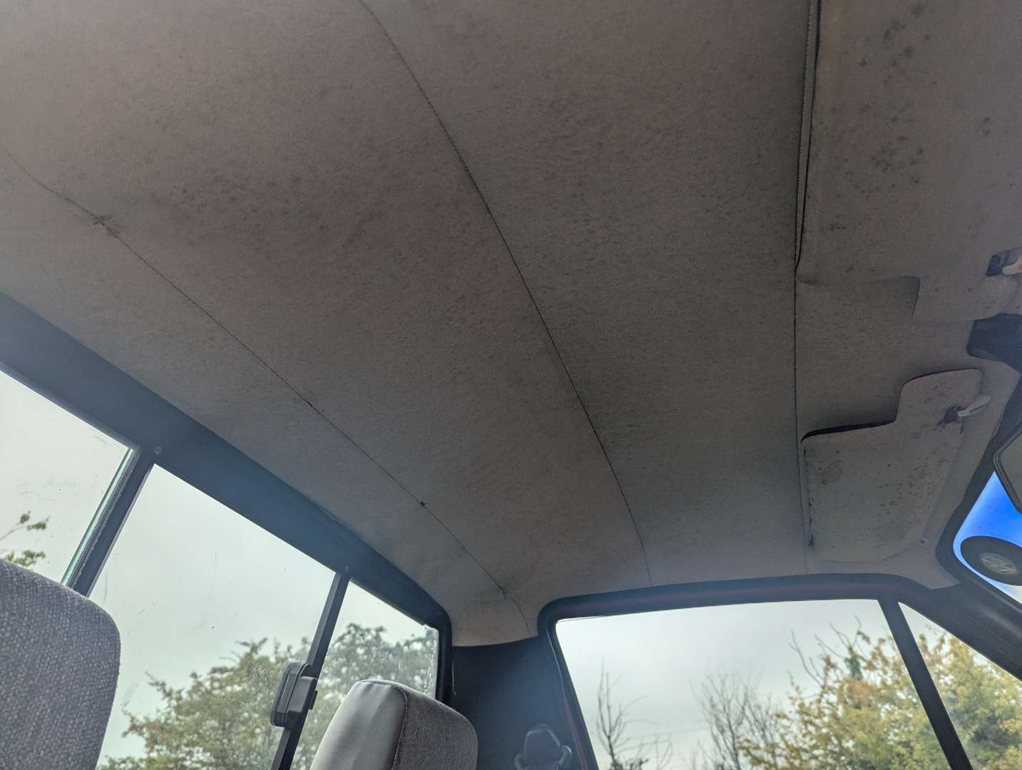 <p>1991 VW CADDY PICK-UP</p>