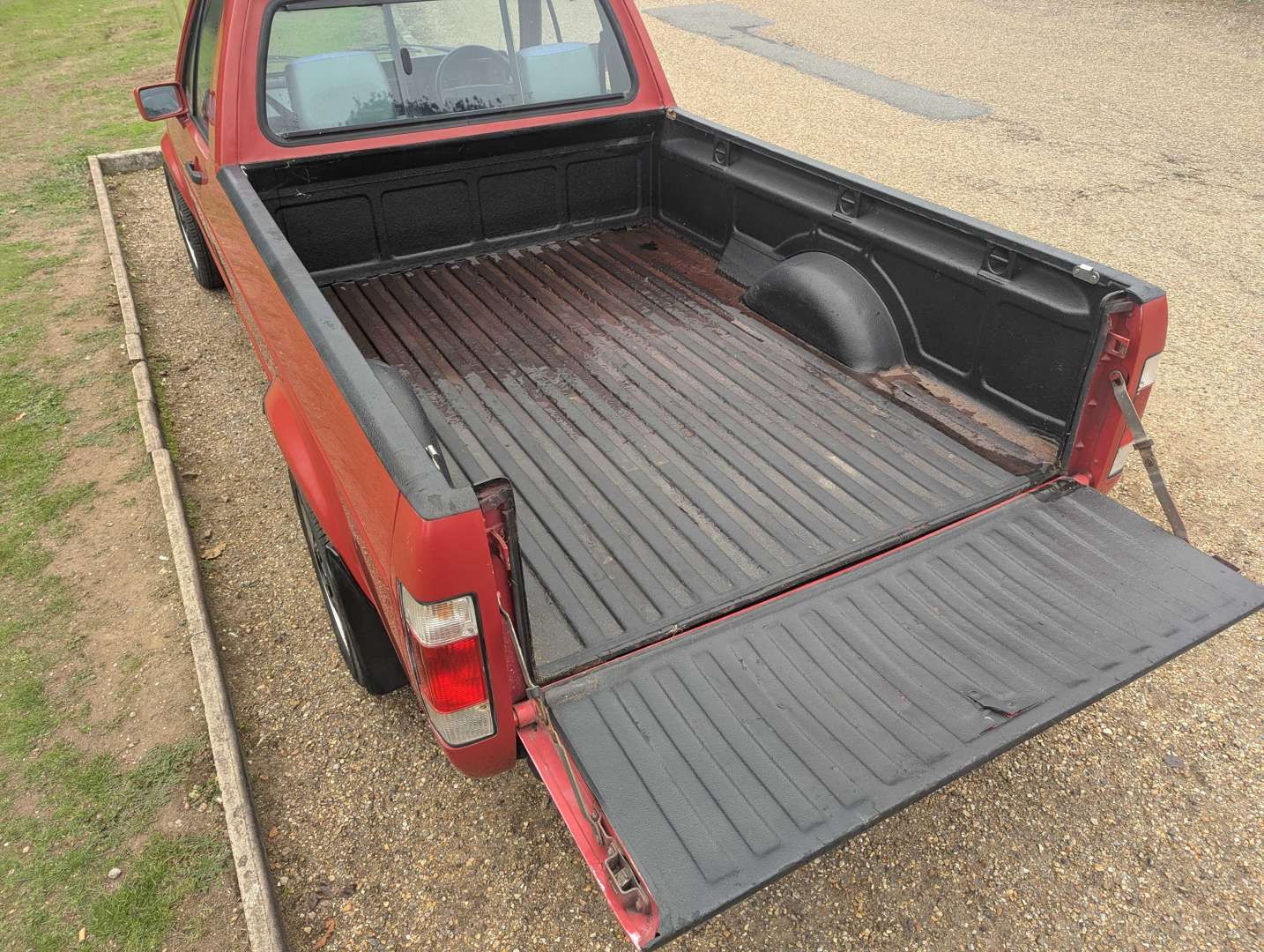 <p>1991 VW CADDY PICK-UP</p>