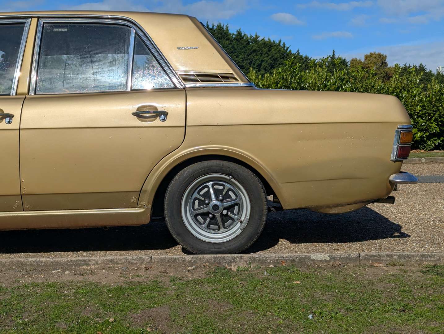 <p>1970 FORD CORTINA 1600E</p>