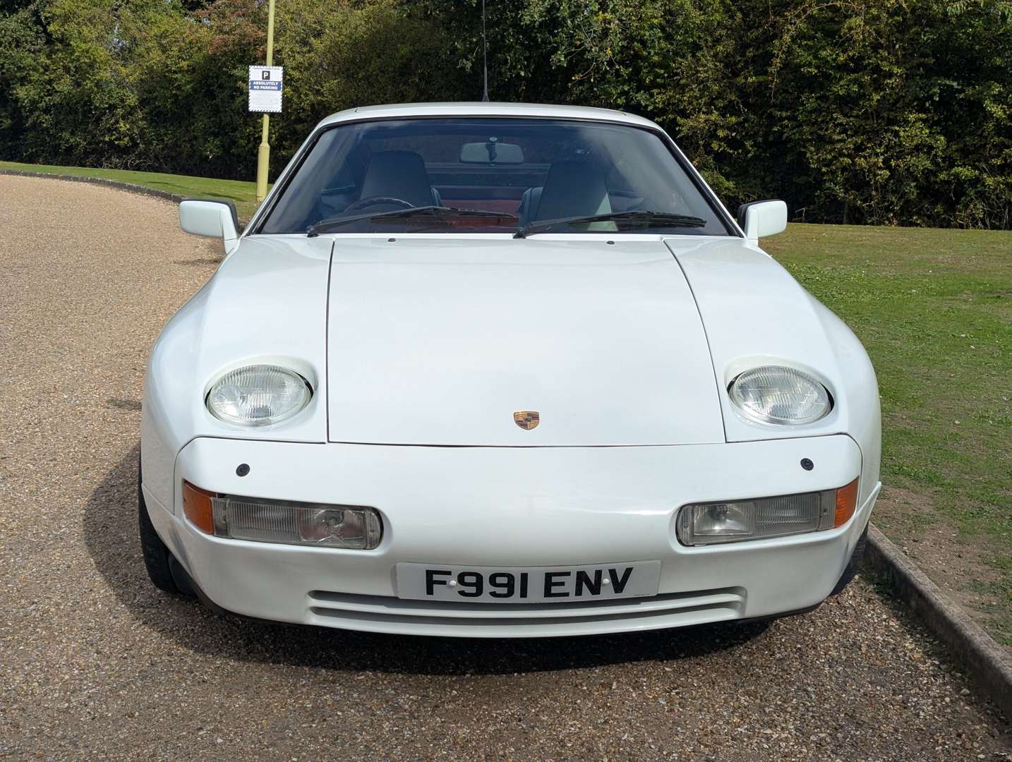 <p>1989 PORSCHE 928 S4 AUTO</p>