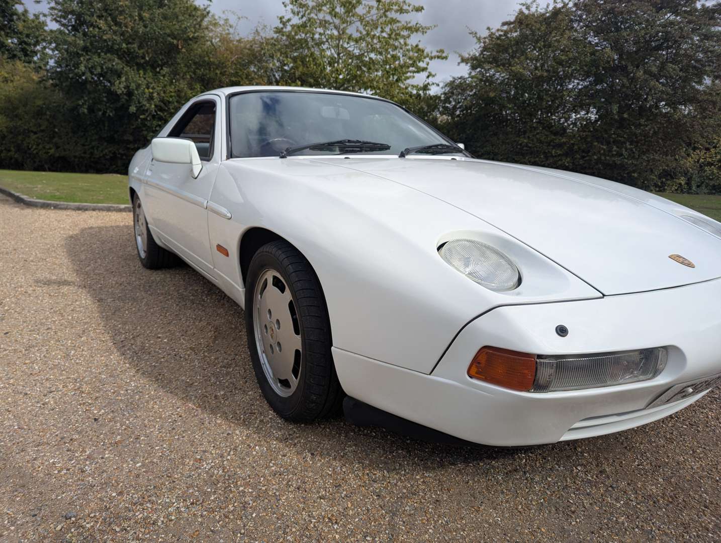 <p>1989 PORSCHE 928 S4 AUTO</p>