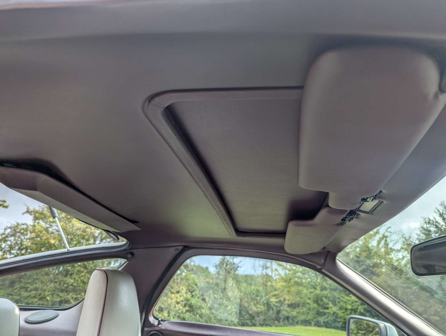 <p>1989 PORSCHE 928 S4 AUTO</p>