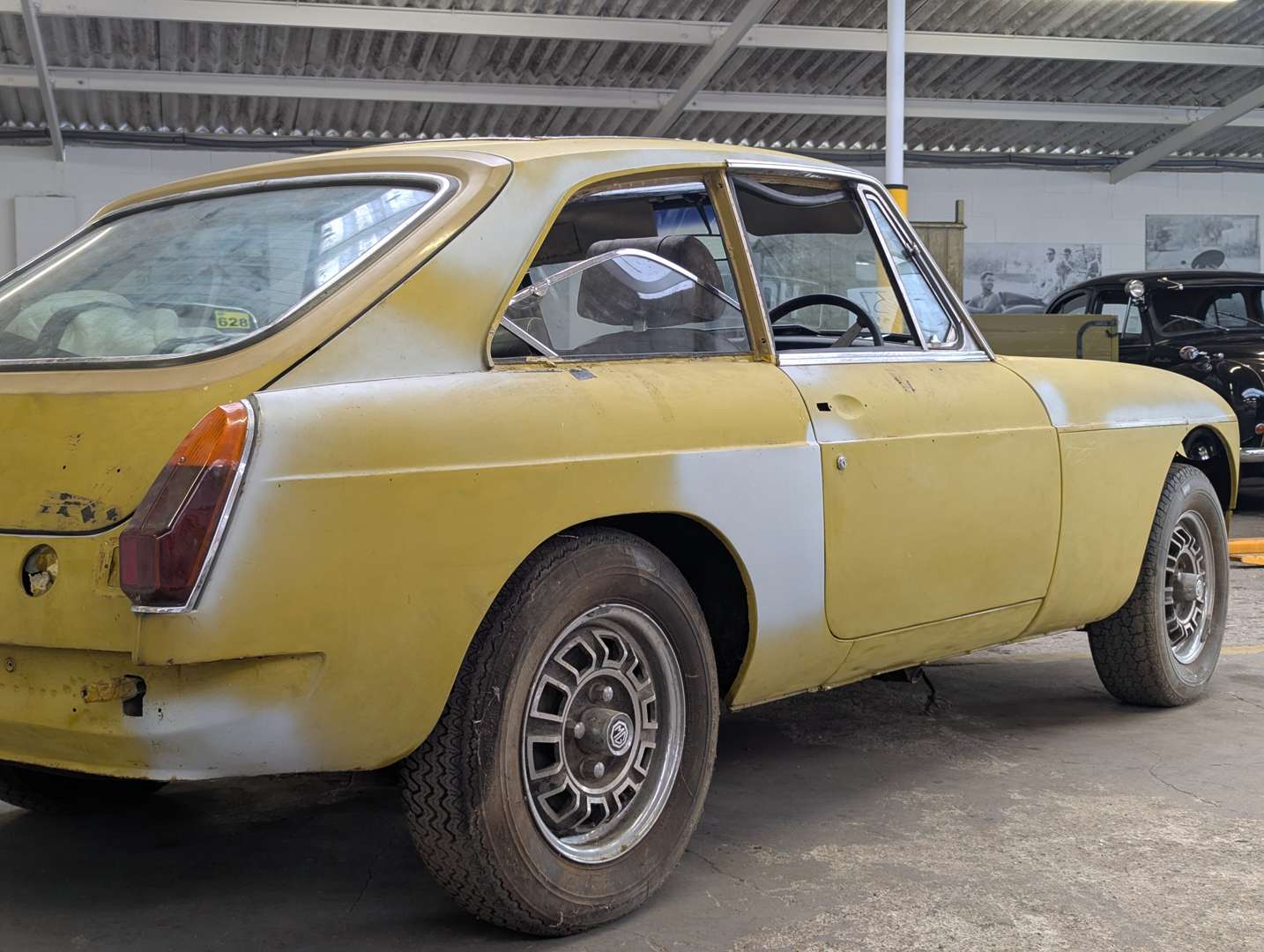 <p>1975 MG B GT V8</p>
