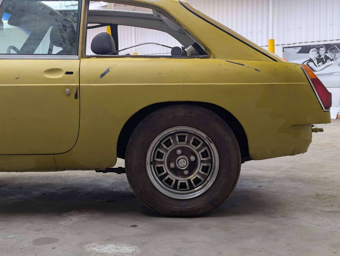 <p>1975 MG B GT V8</p>