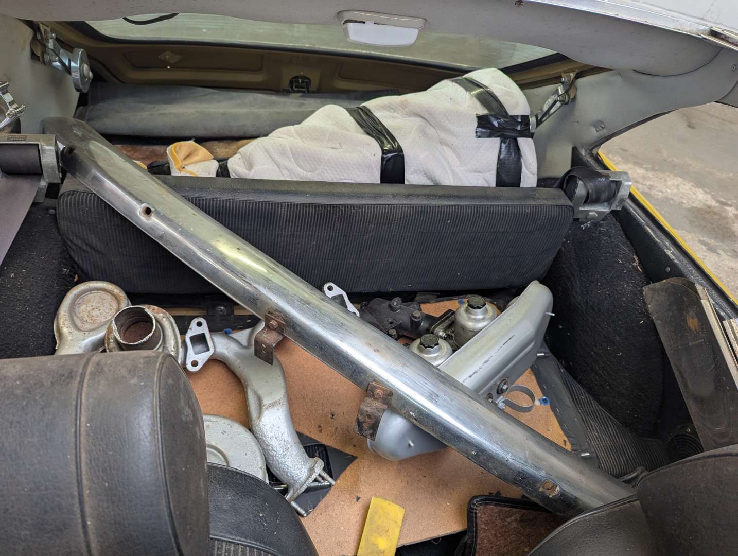 <p>1975 MG B GT V8</p>