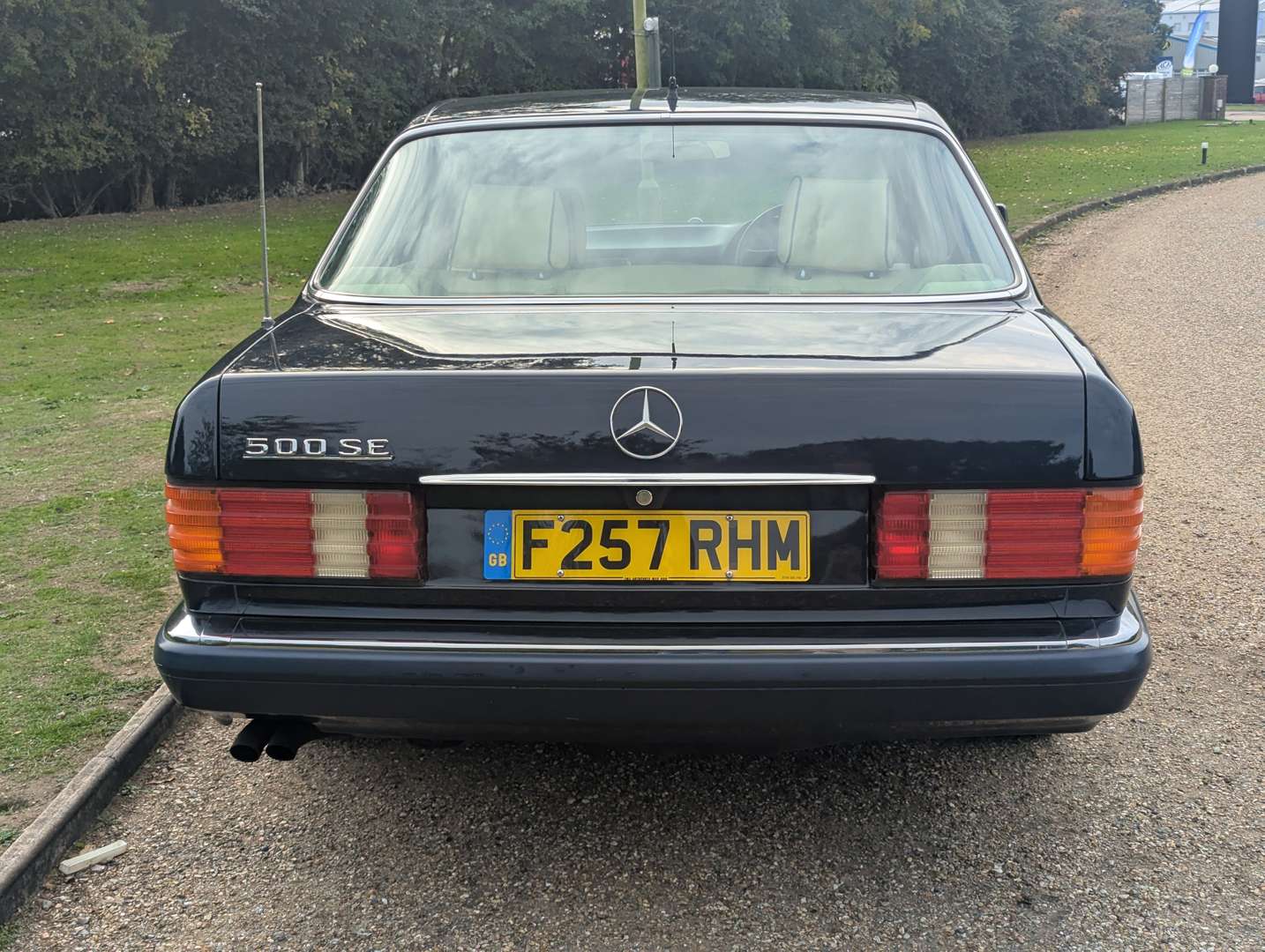 <p>1989 MERCEDES 500 SE AUTO</p>