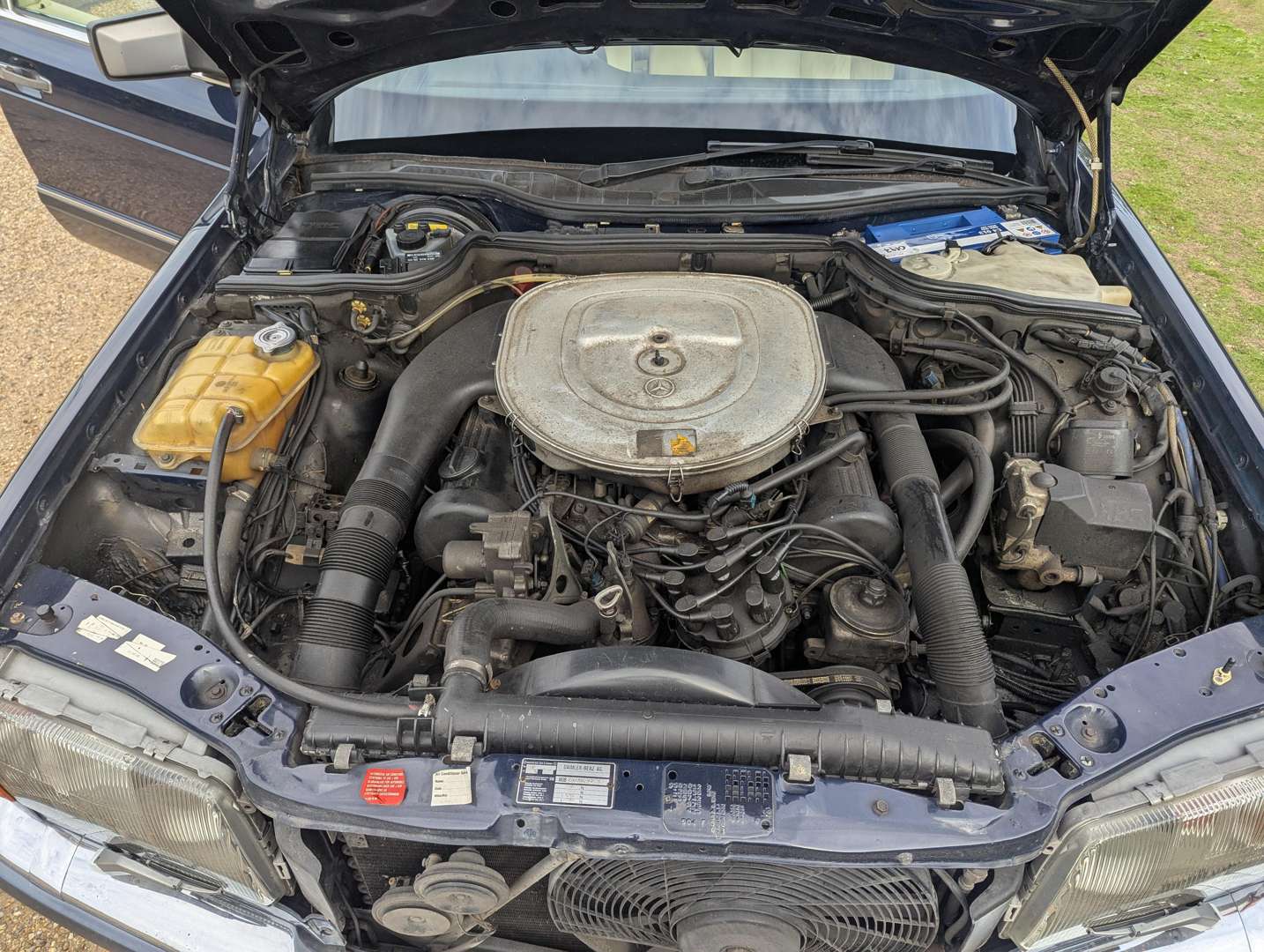 <p>1989 MERCEDES 500 SE AUTO</p>