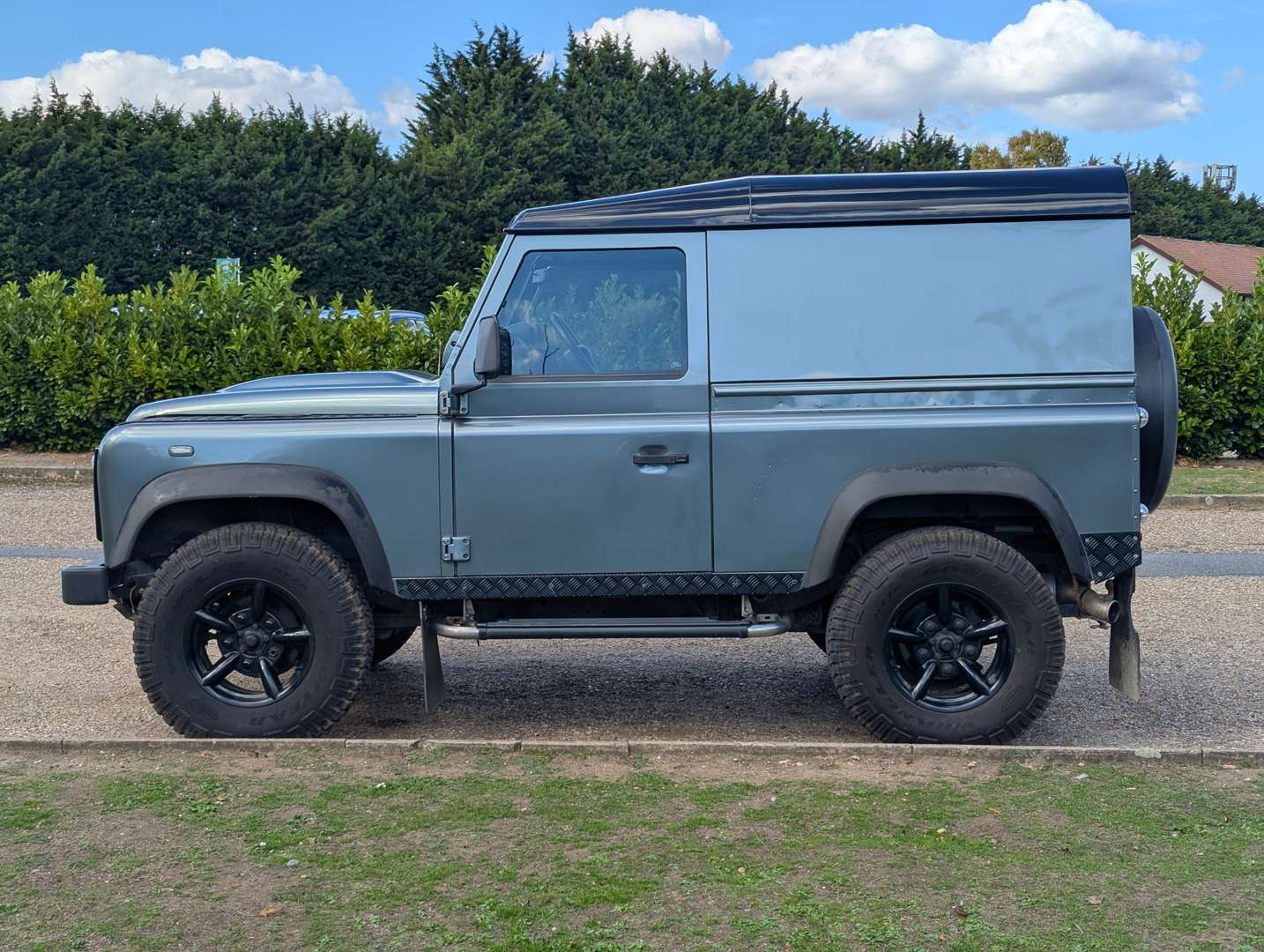 <p>2015 LAND ROVER DEFENDER 90 HARD TOP TDCI</p>