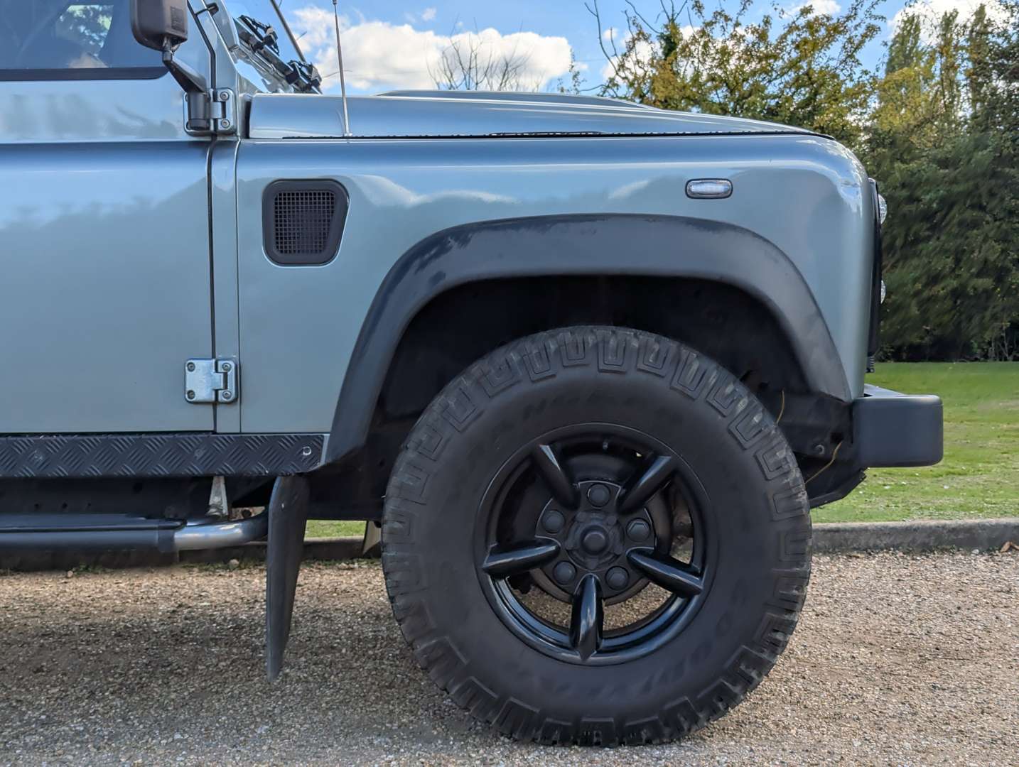 <p>2015 LAND ROVER DEFENDER 90 HARD TOP TDCI</p>