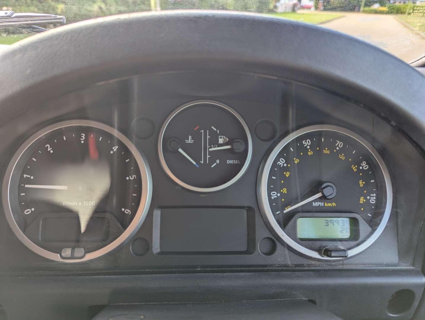 <p>2015 LAND ROVER DEFENDER 90 HARD TOP TDCI</p>