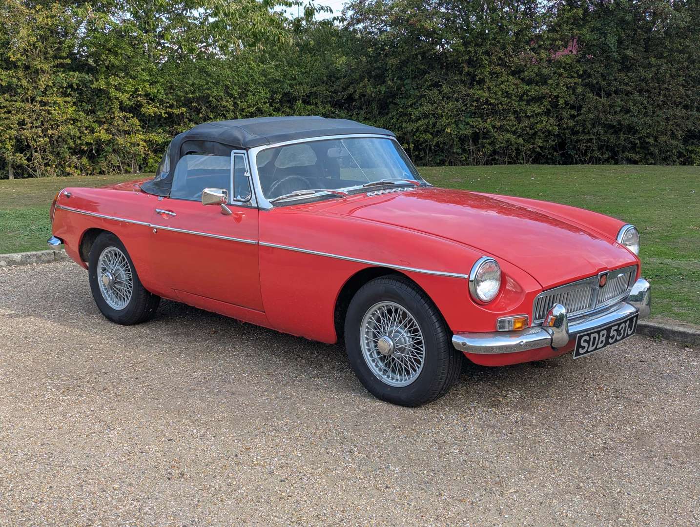 <p>1970 MG B ROADSTER</p>
