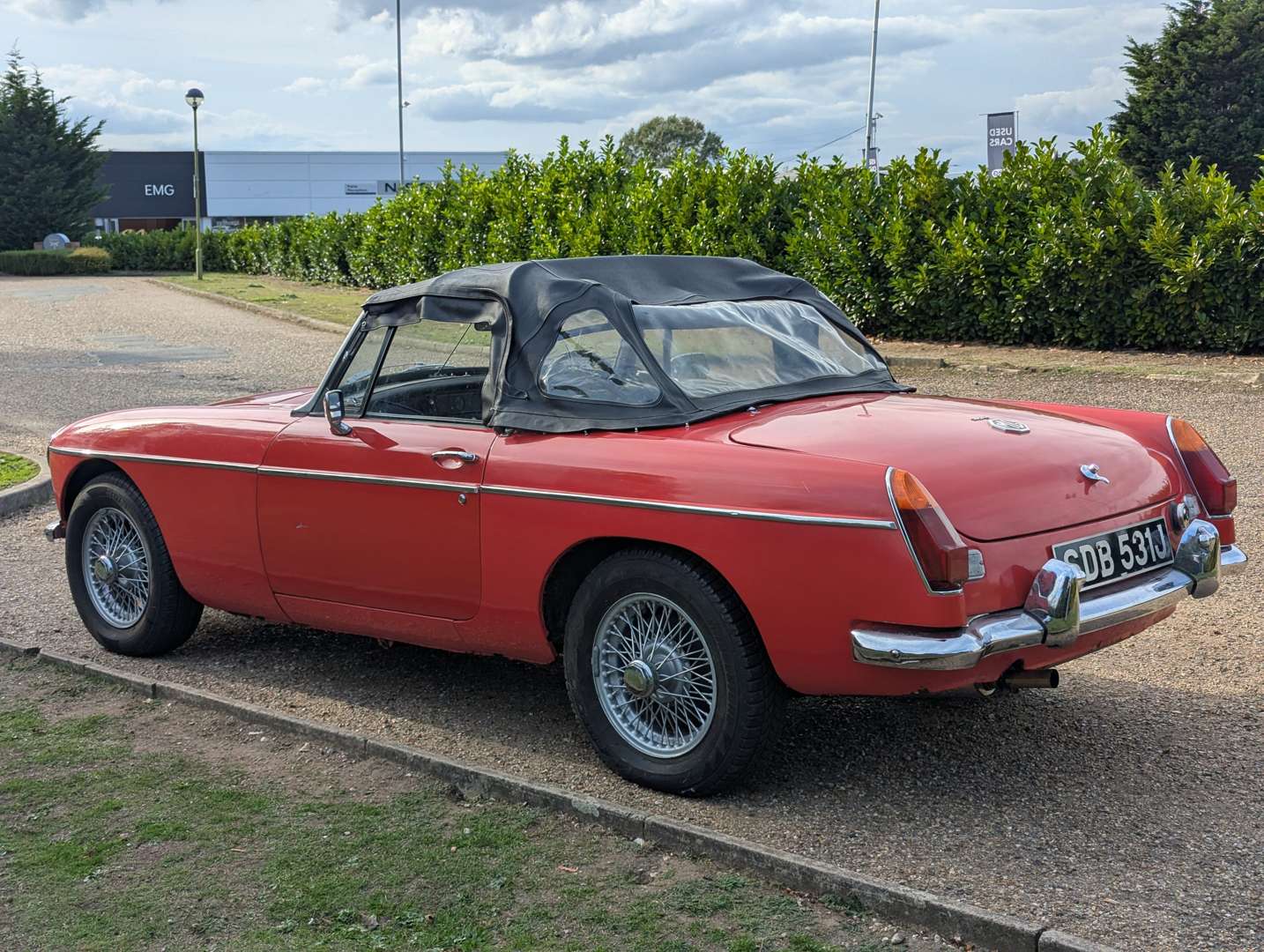 <p>1970 MG B ROADSTER</p>
