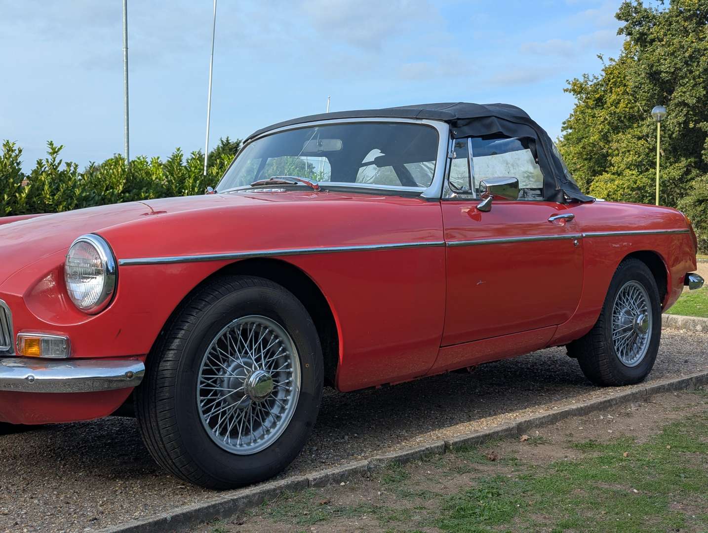 <p>1970 MG B ROADSTER</p>
